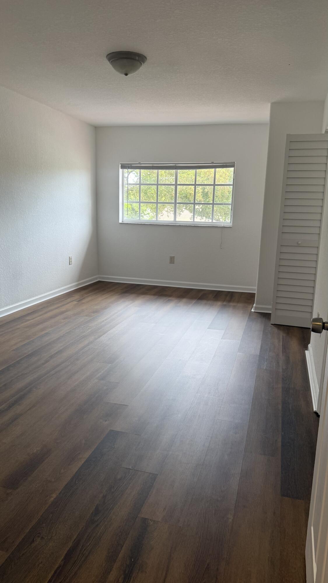 SPRING TOWNHOMES CONDO - Residential Lease