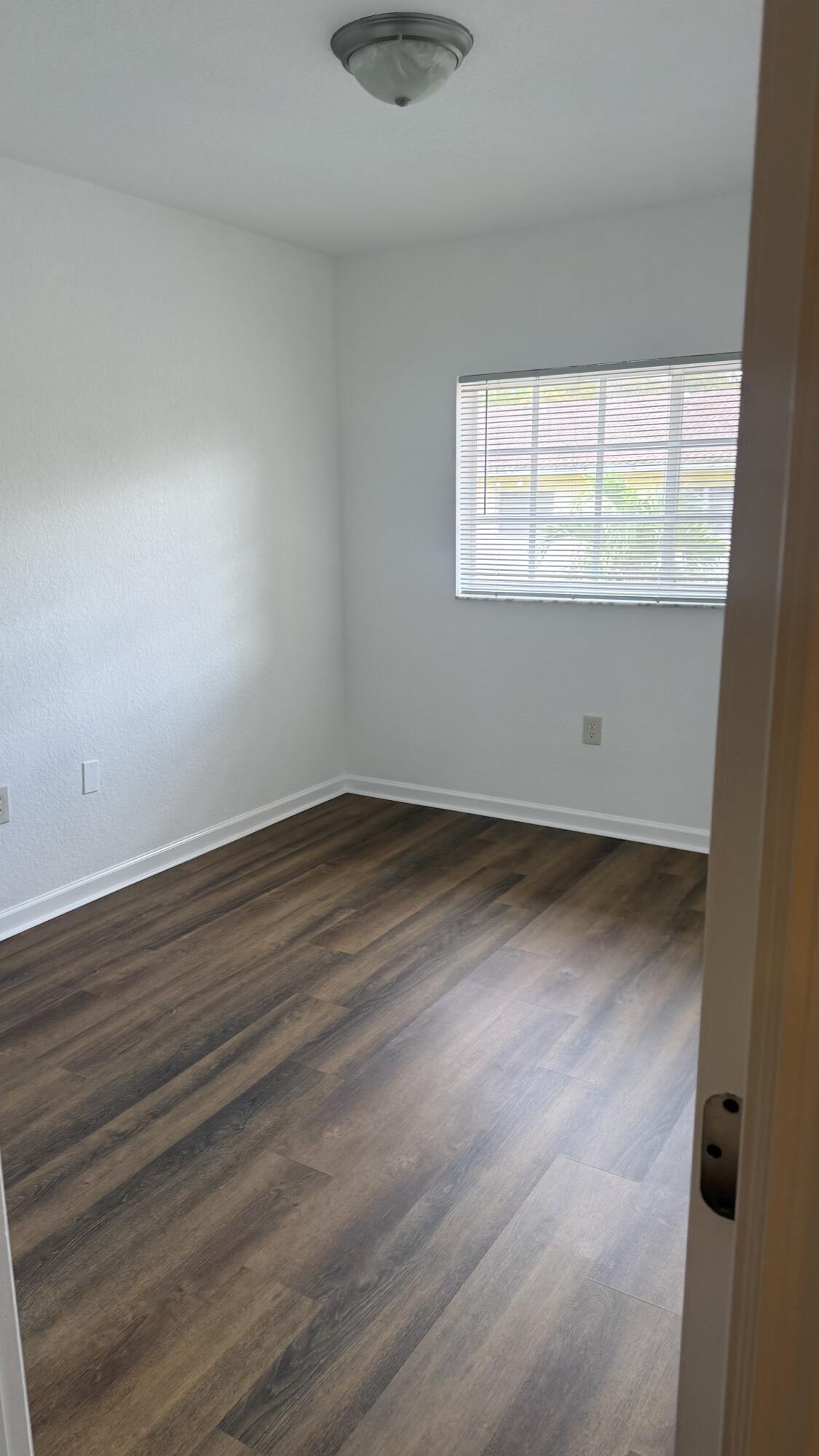 SPRING TOWNHOMES CONDO - Residential Lease