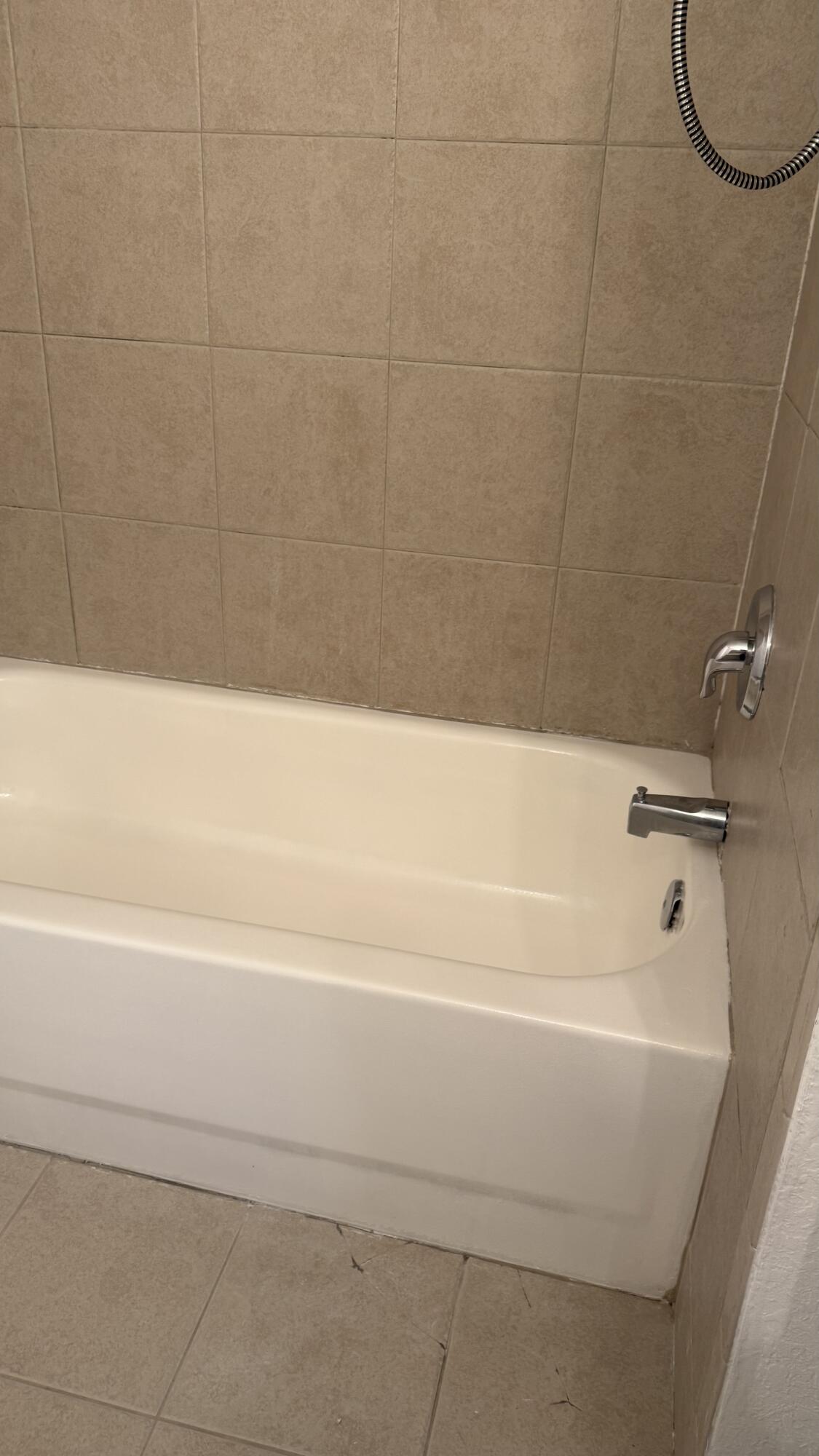 SPRING TOWNHOMES CONDO - Residential Lease