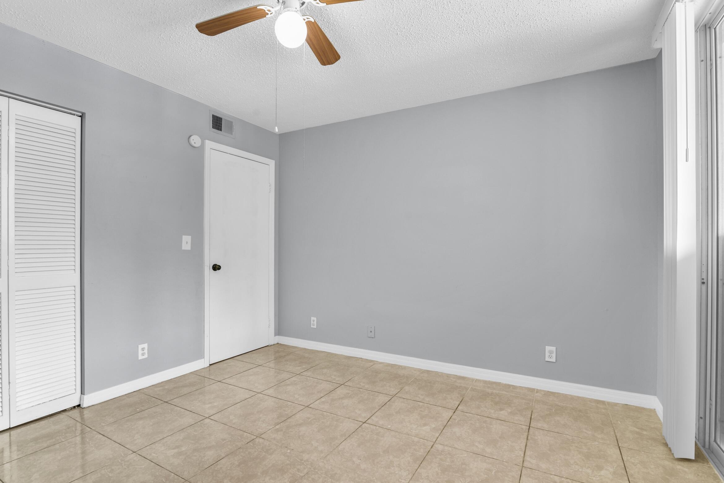 WINDWARD LAKES CONDO - Residential Lease