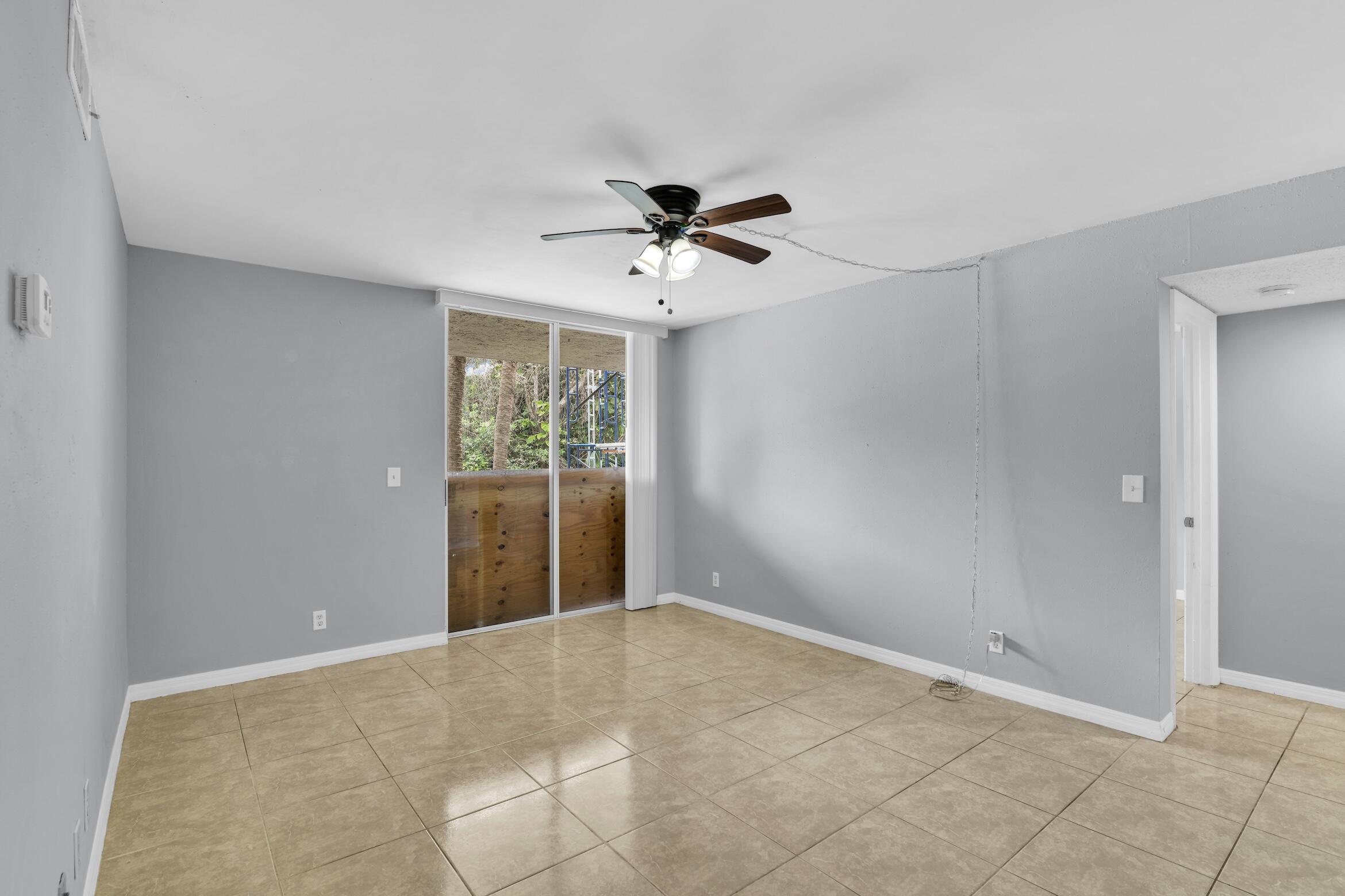 WINDWARD LAKES CONDO - Residential Lease