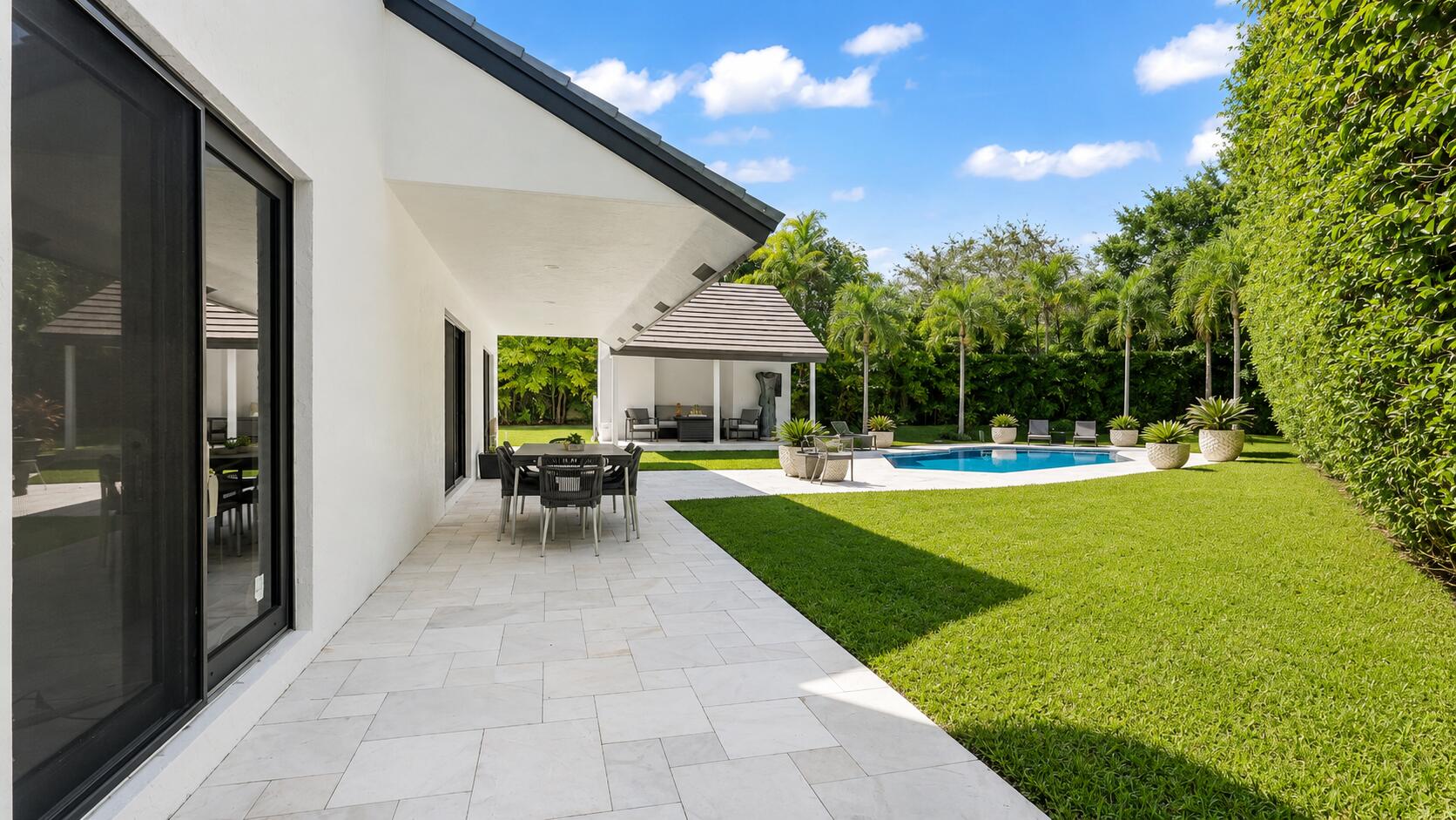 SANCTUARY - Residential