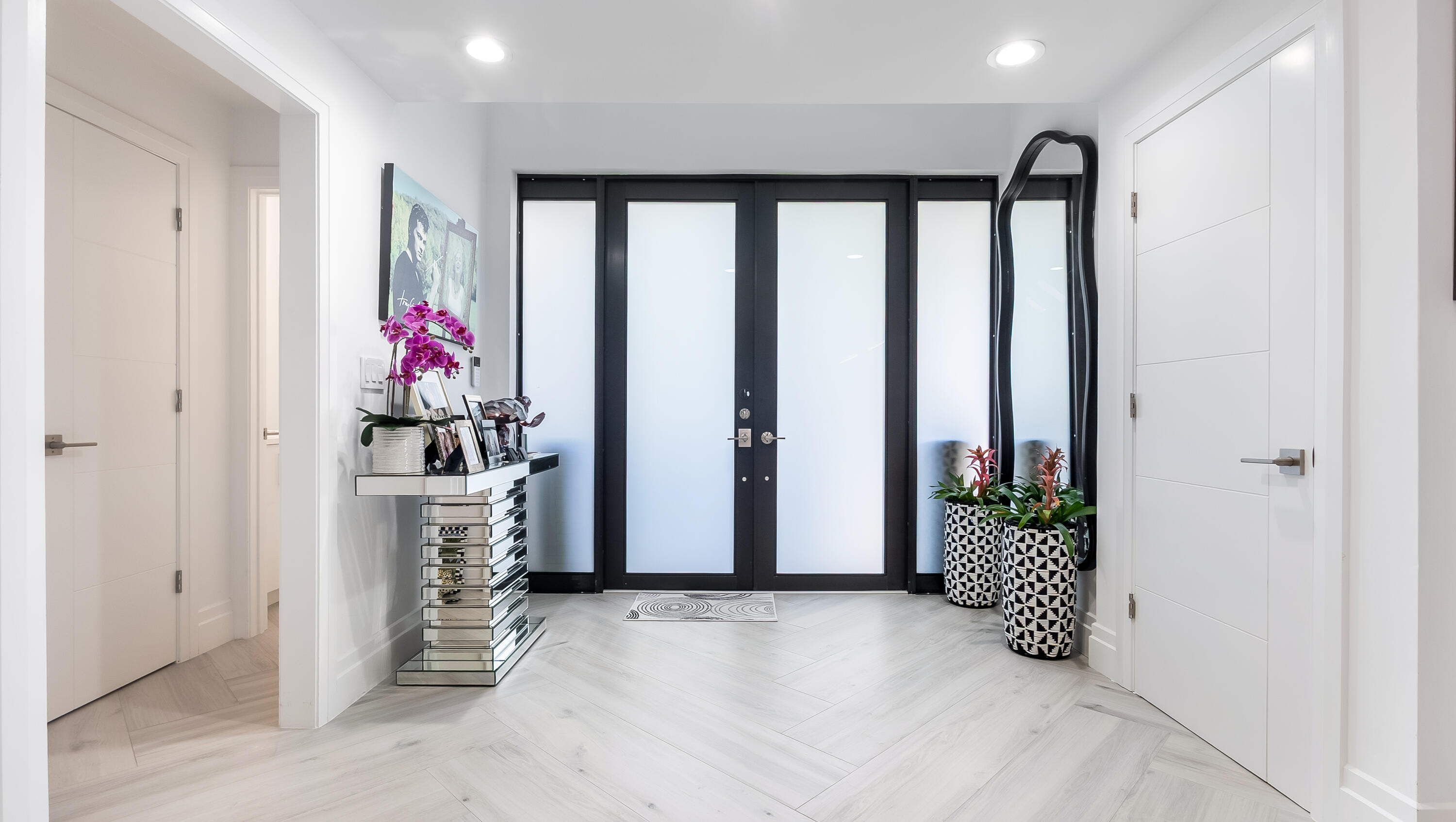 SANCTUARY - Residential