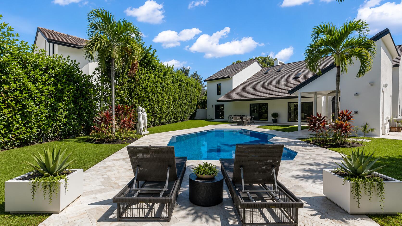 SANCTUARY - Residential