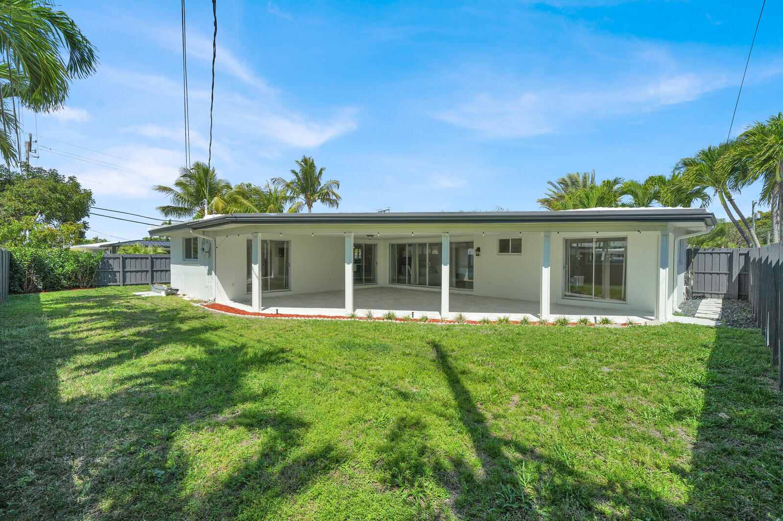 IMPERIAL POINT 1 SEC - Residential Lease