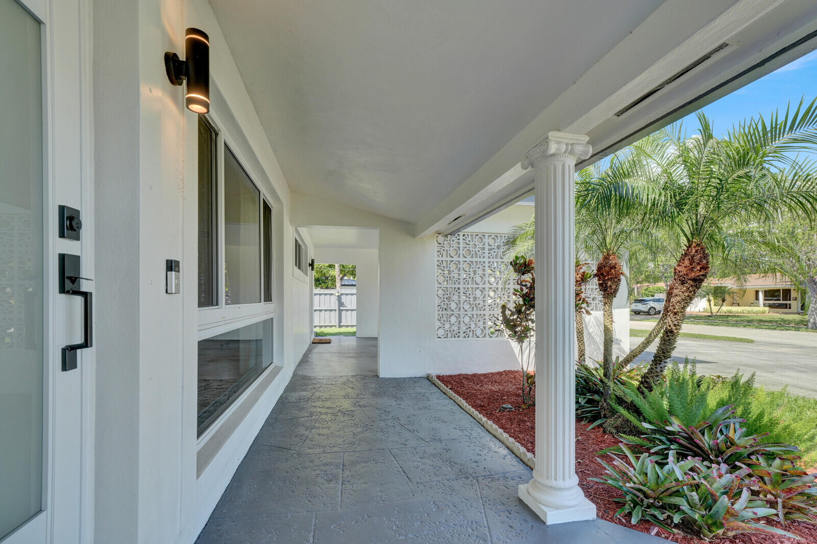 IMPERIAL POINT 1 SEC - Residential Lease