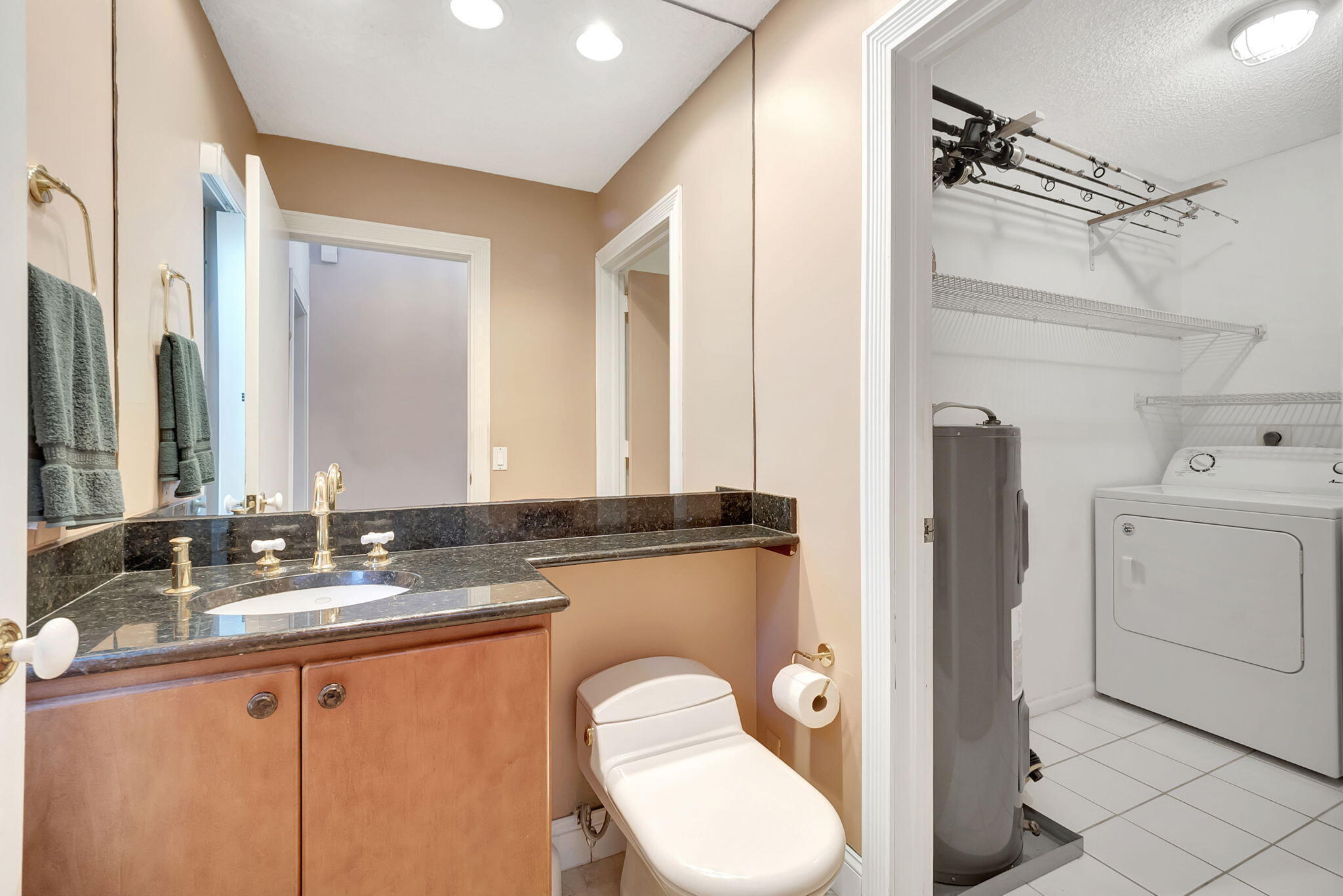 MARINERS WAY - Residential