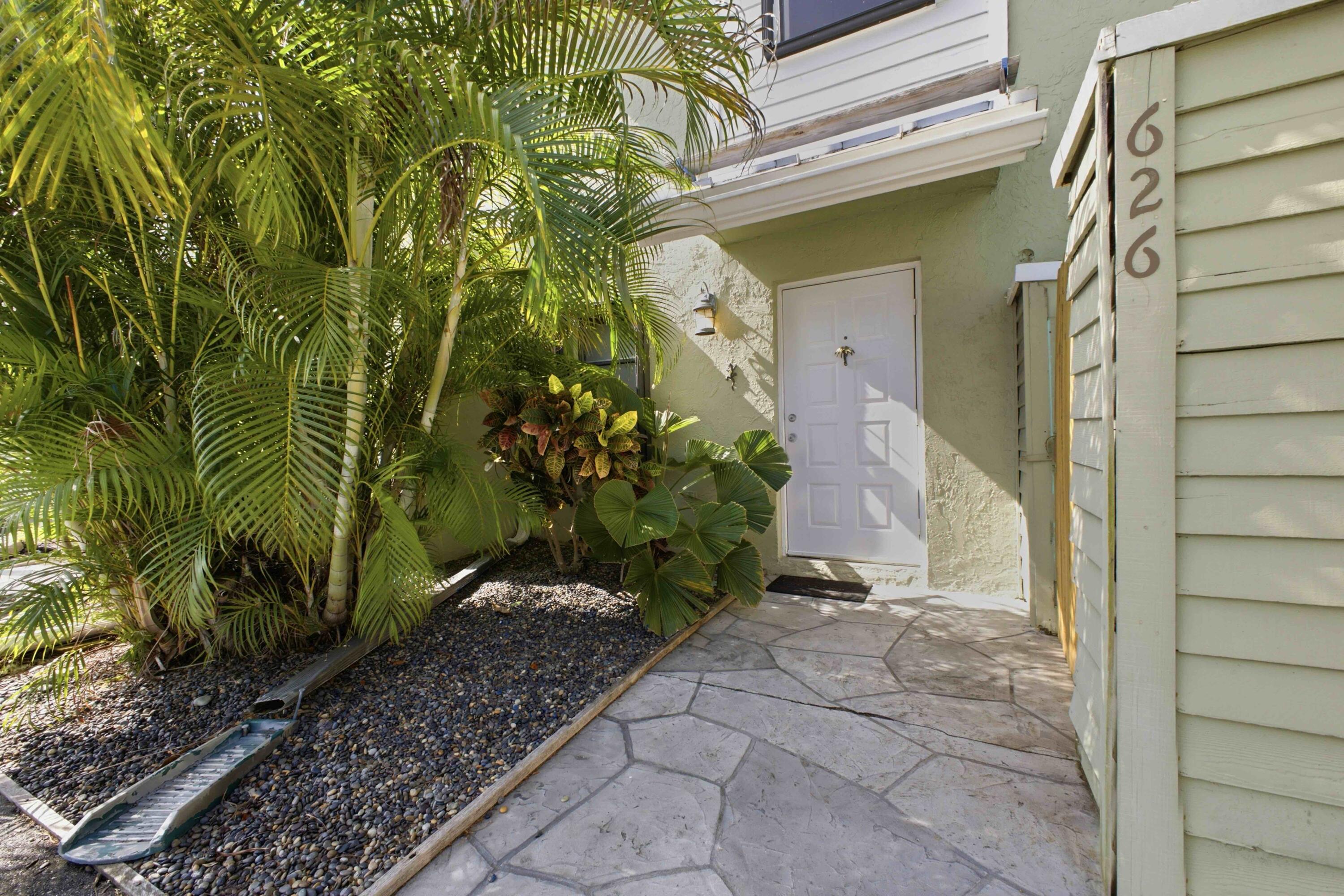 MARINERS WAY - Residential
