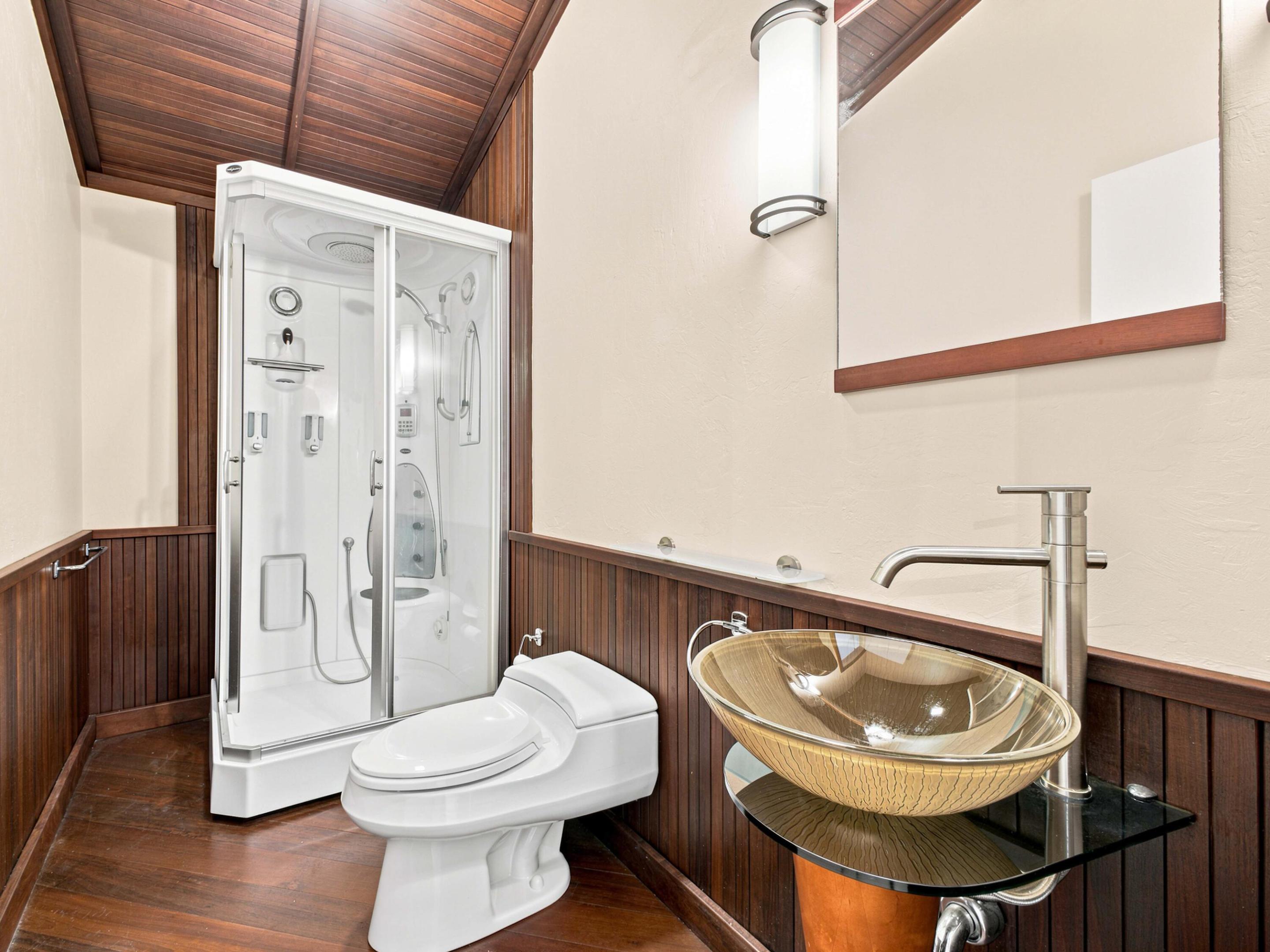 MARINERS WAY - Residential