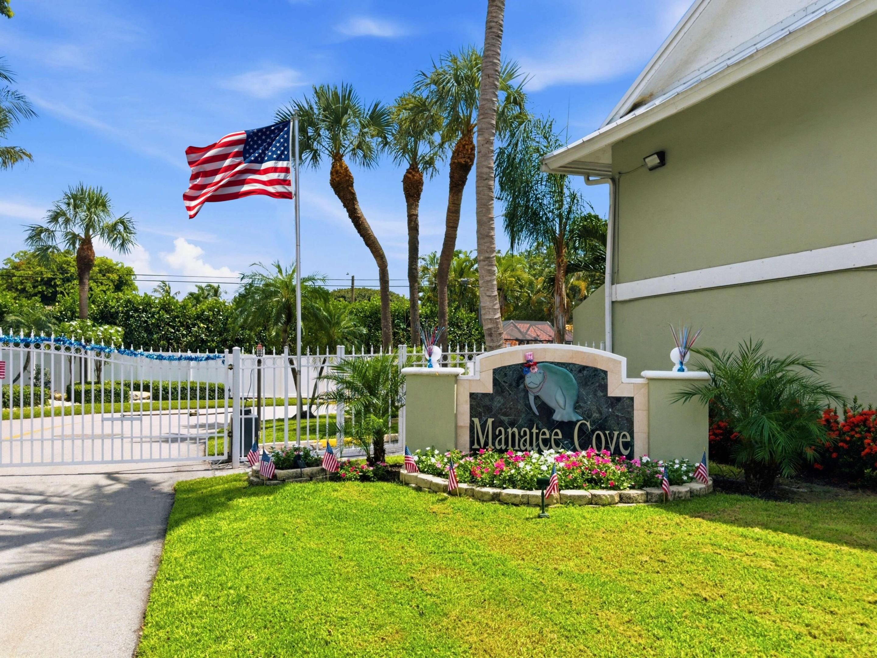 MARINERS WAY - Residential