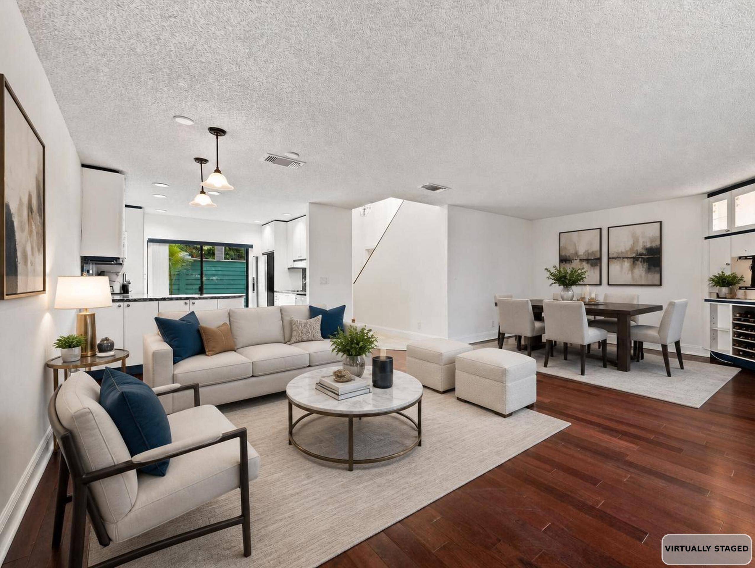 MARINERS WAY - Residential