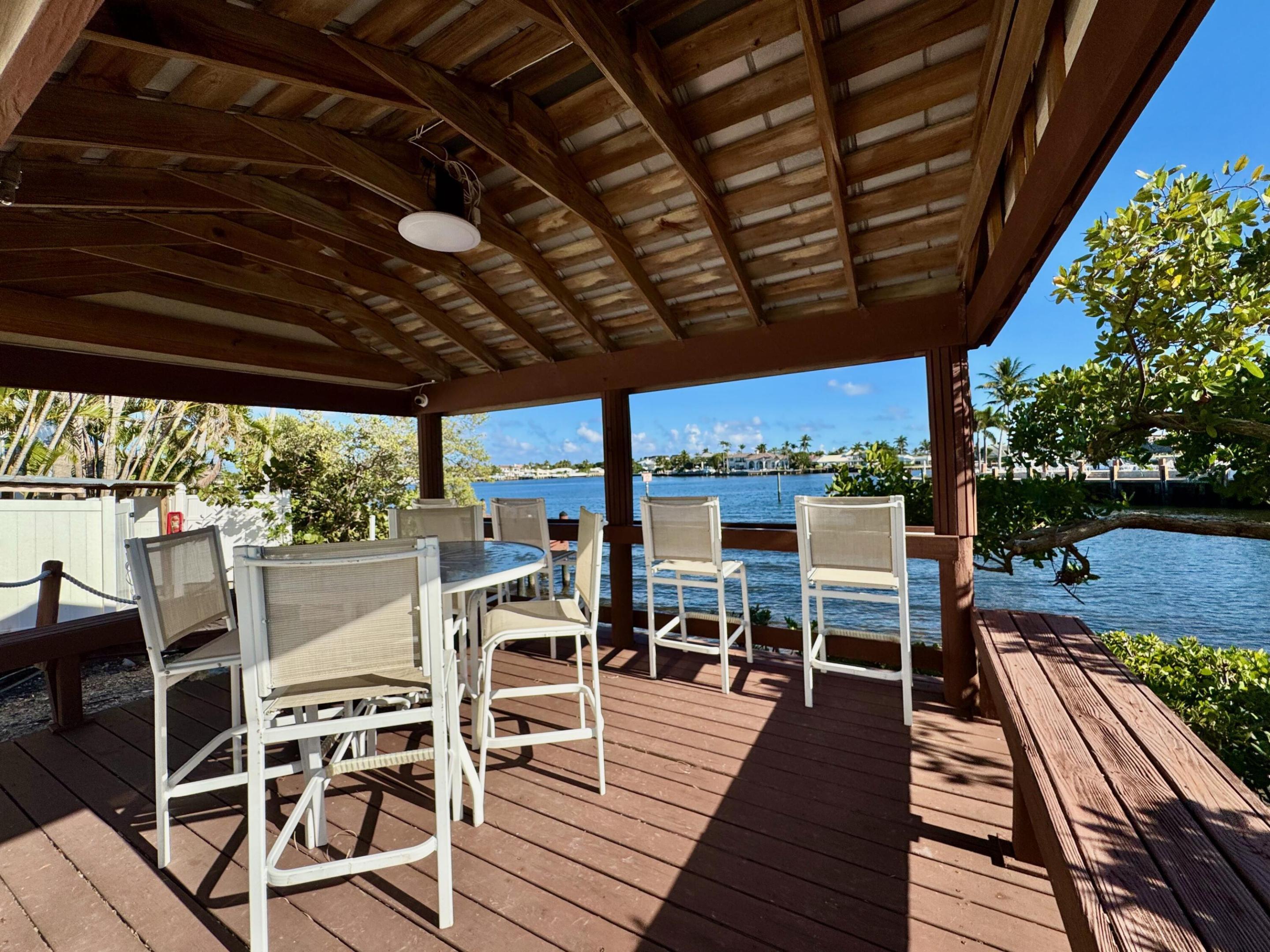 MARINERS WAY - Residential