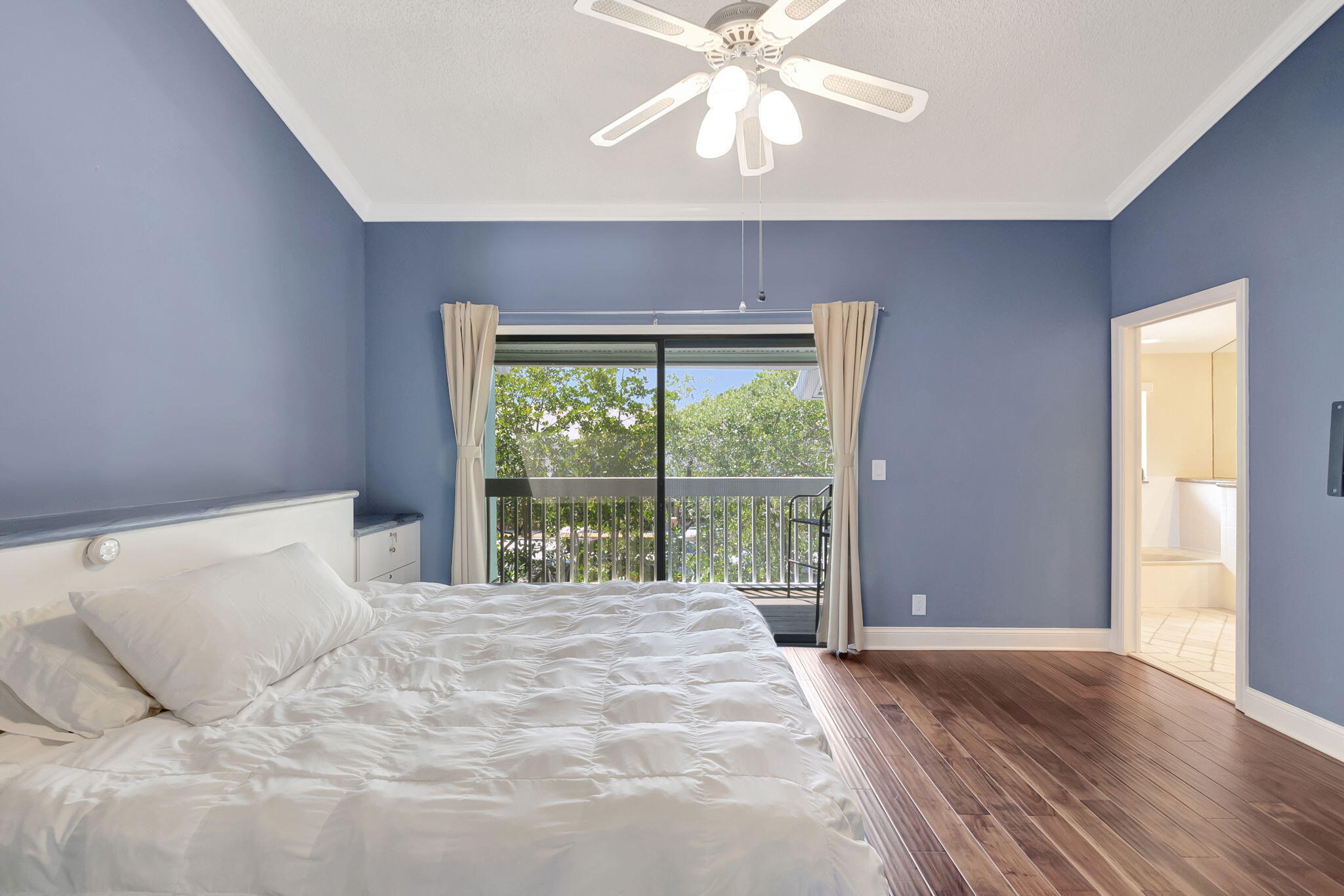 MARINERS WAY - Residential