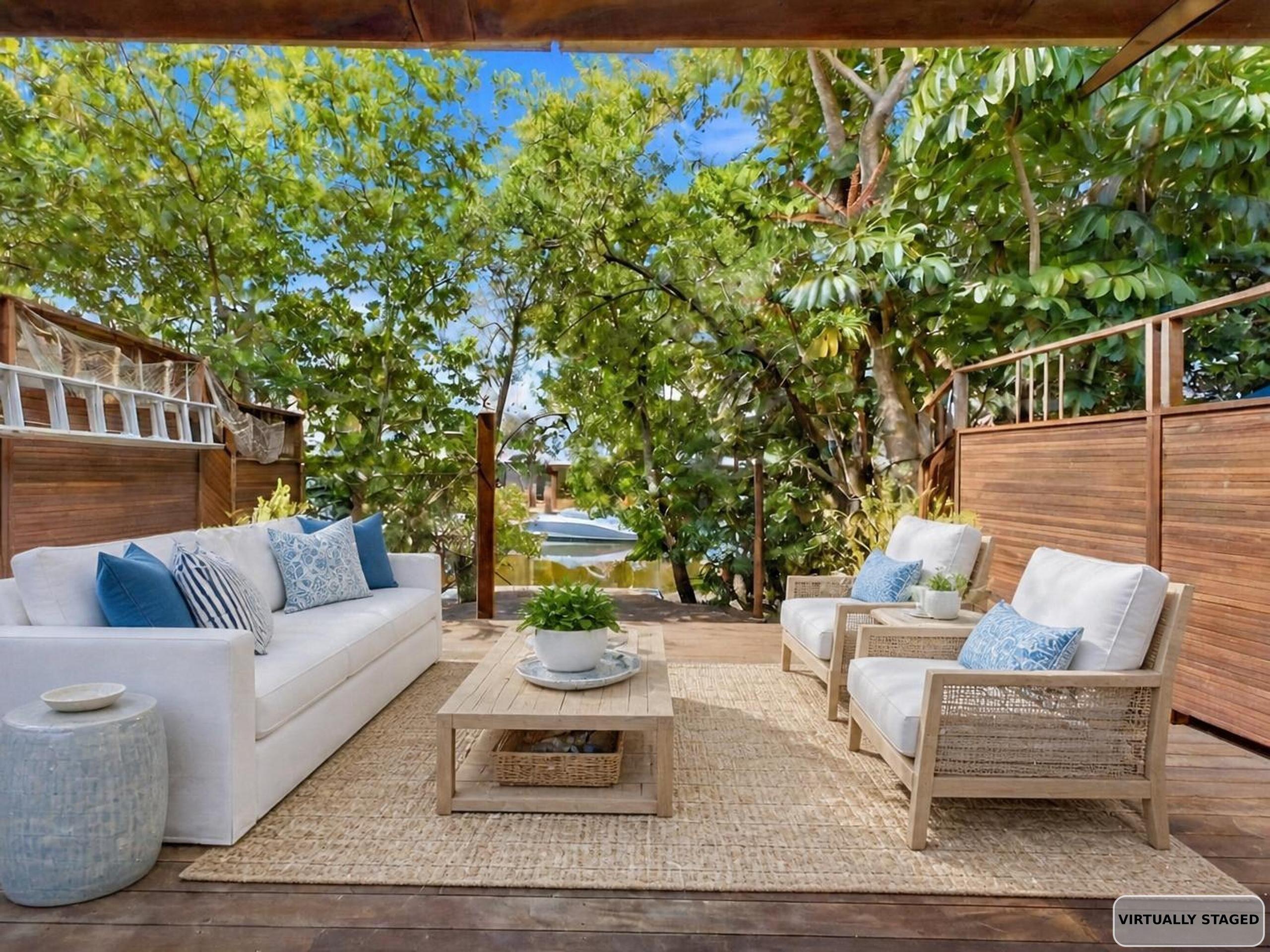 MARINERS WAY - Residential