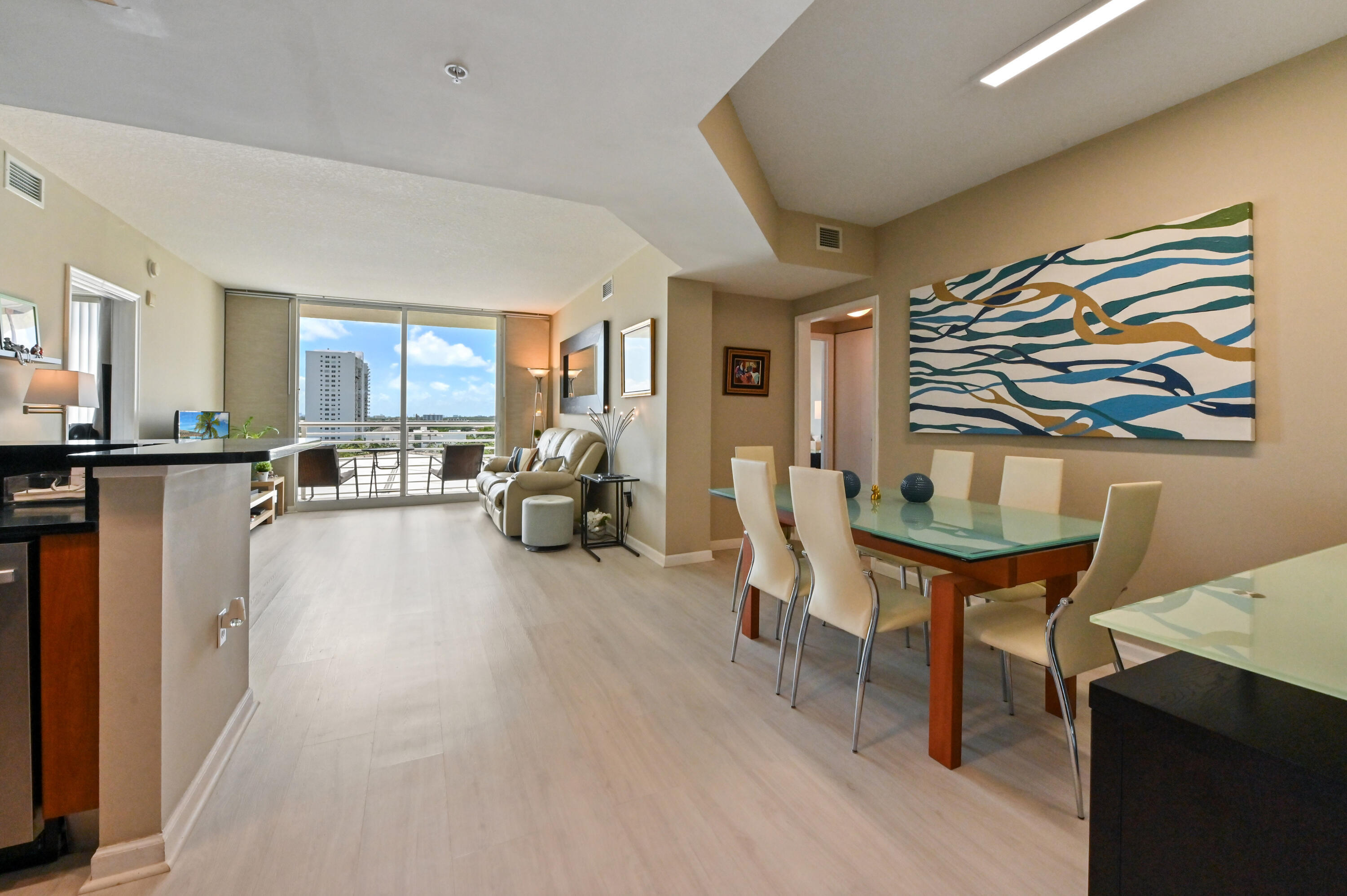VENTURE - Residential