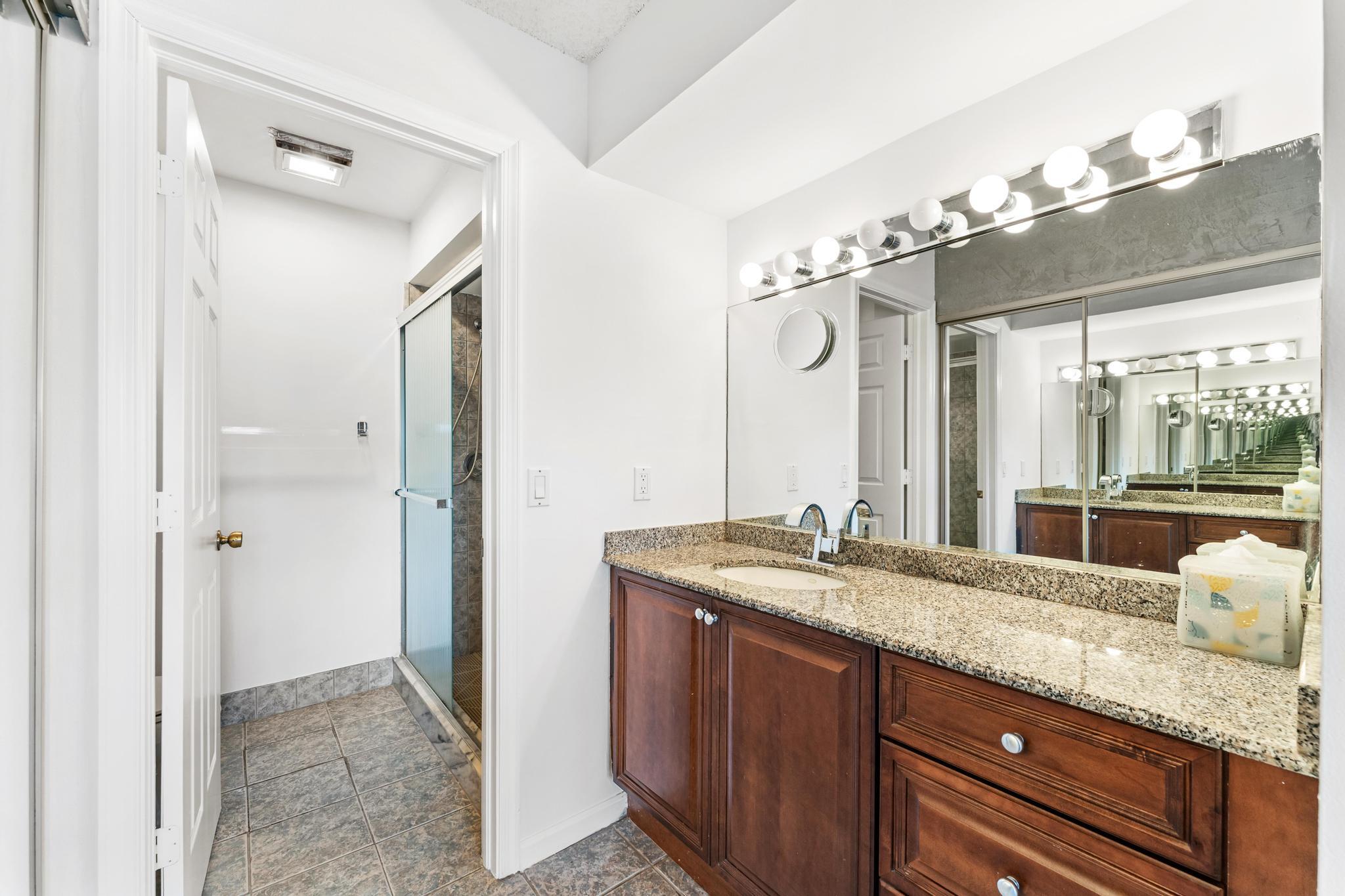SOUTH LAKE CONDO - Residential Lease
