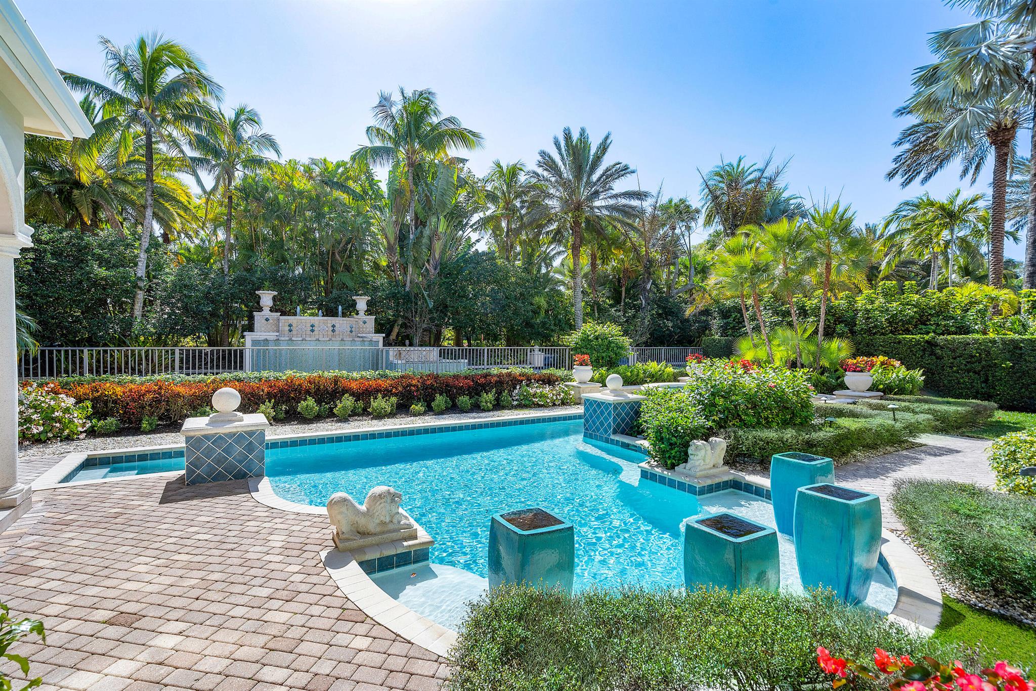 OLD PALM 4 - Residential