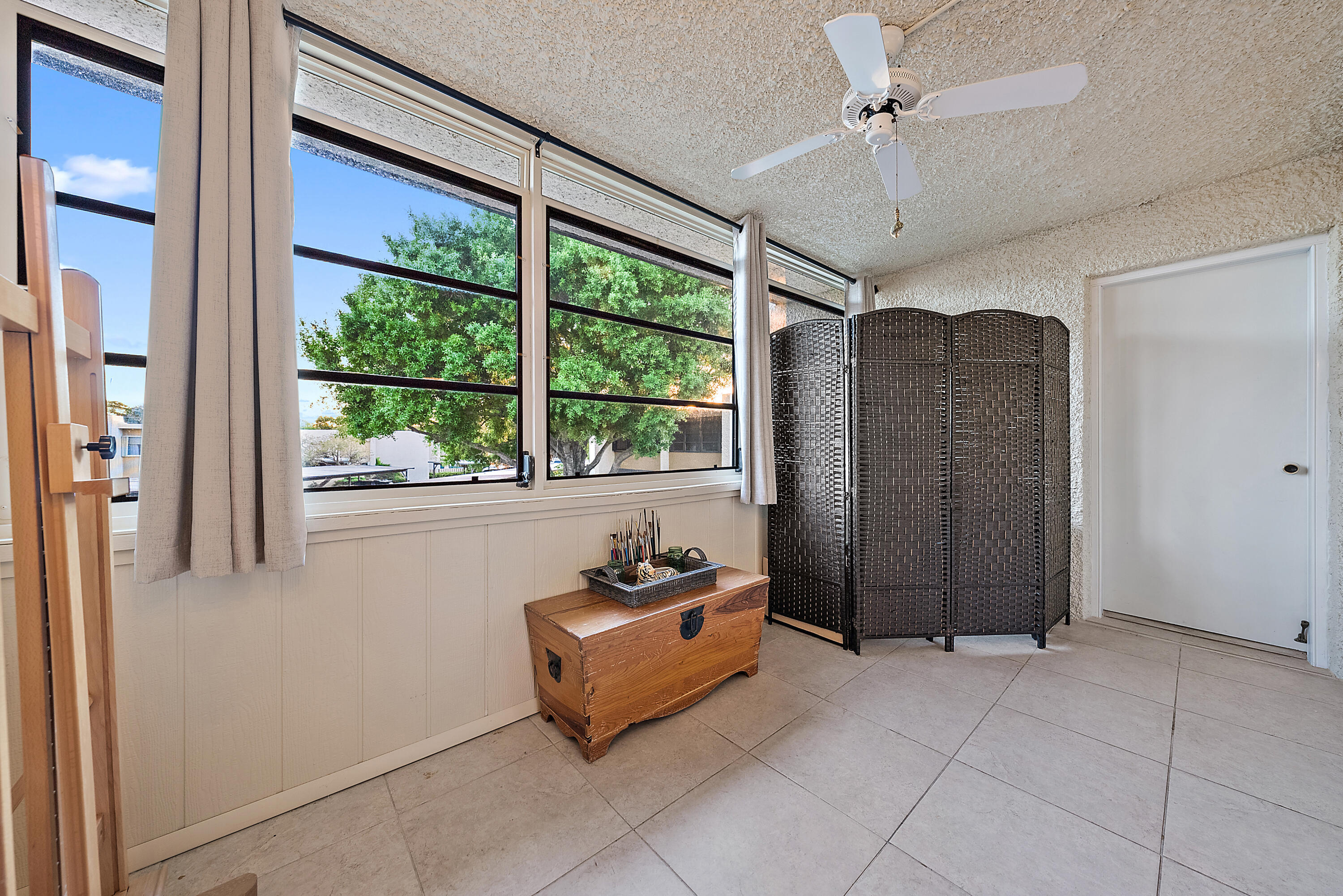 BEACON 21 CONDO - Residential Lease