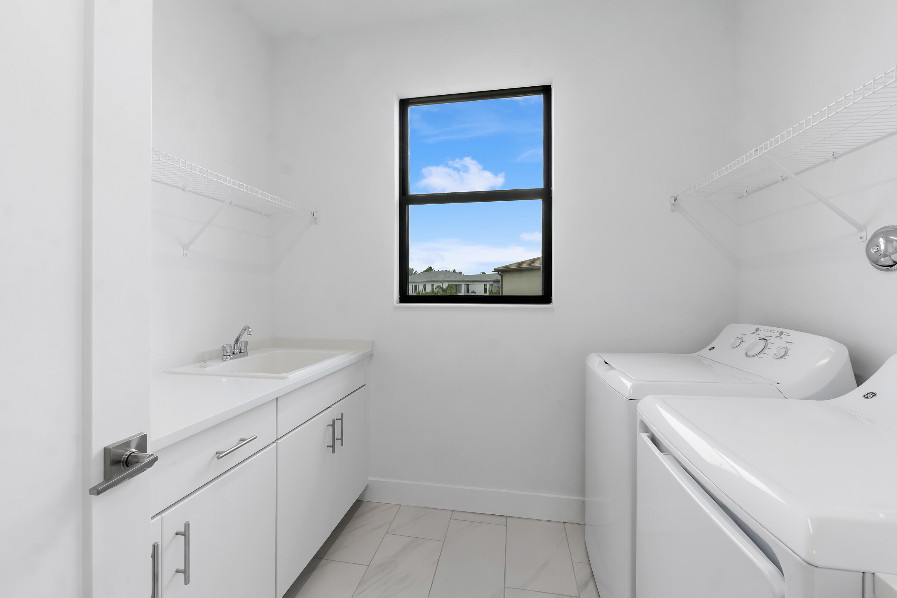 Lotus Edge - Residential Lease