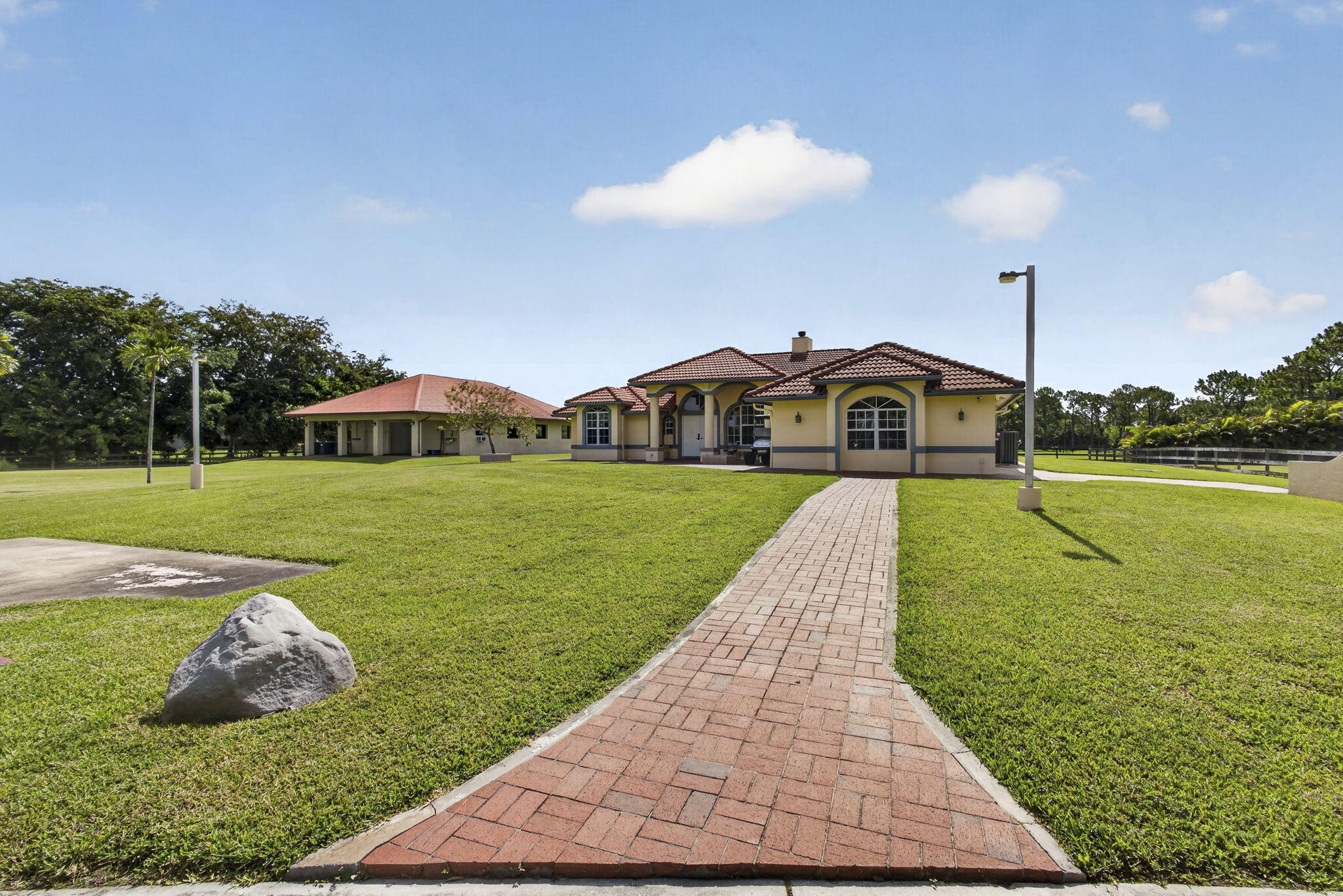DEER RUN - Residential