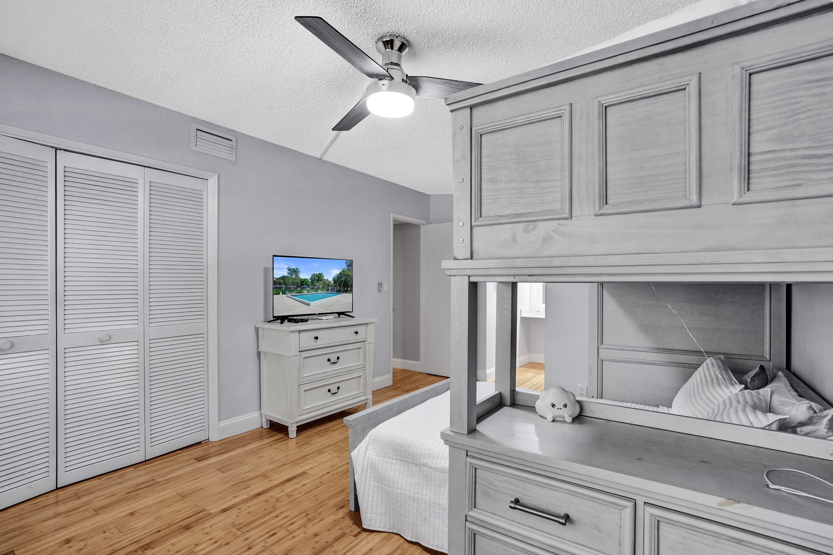NO 14 PALM-AIRE COUNTRY CLUB - Residential