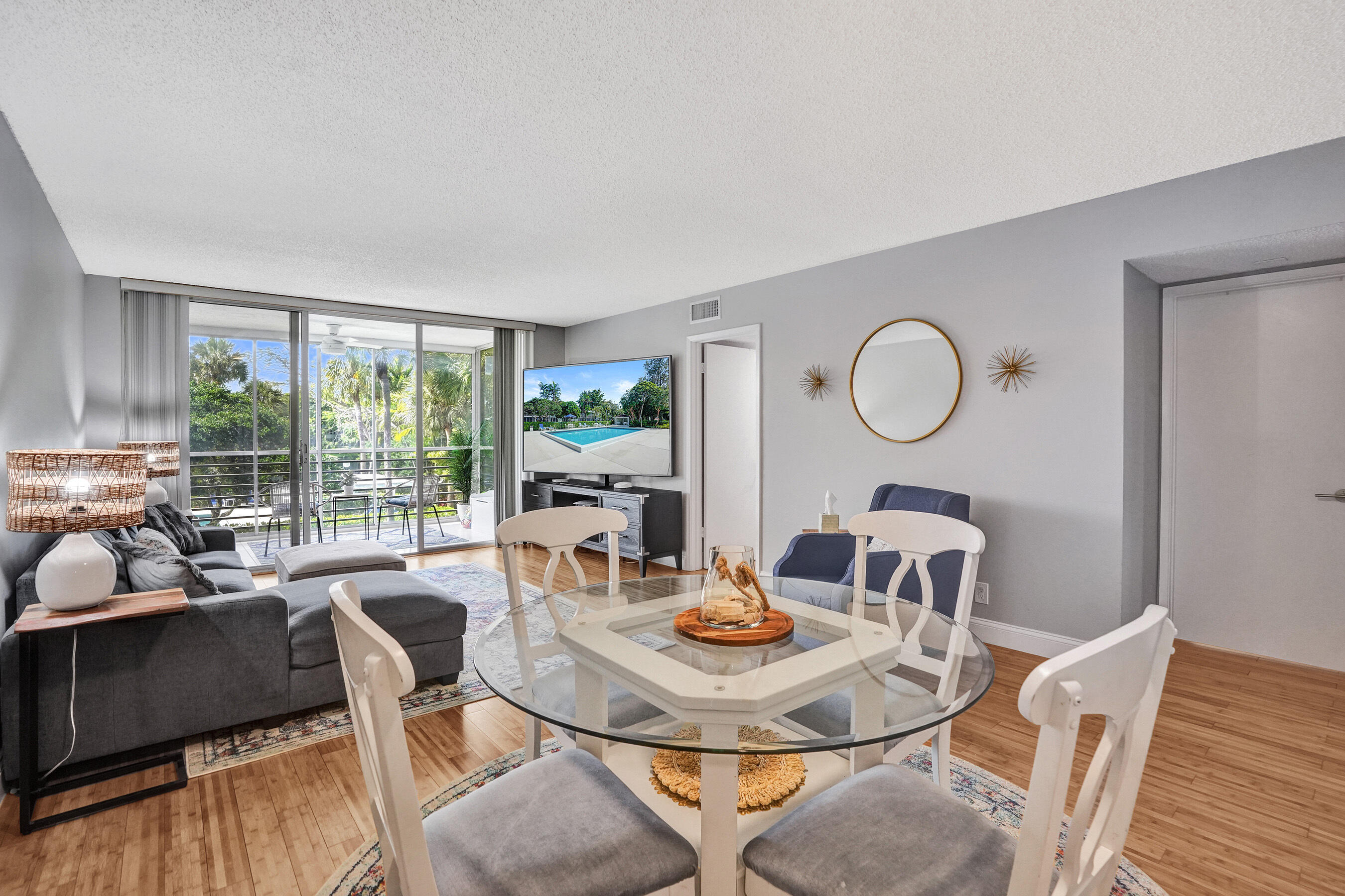 NO 14 PALM-AIRE COUNTRY CLUB - Residential