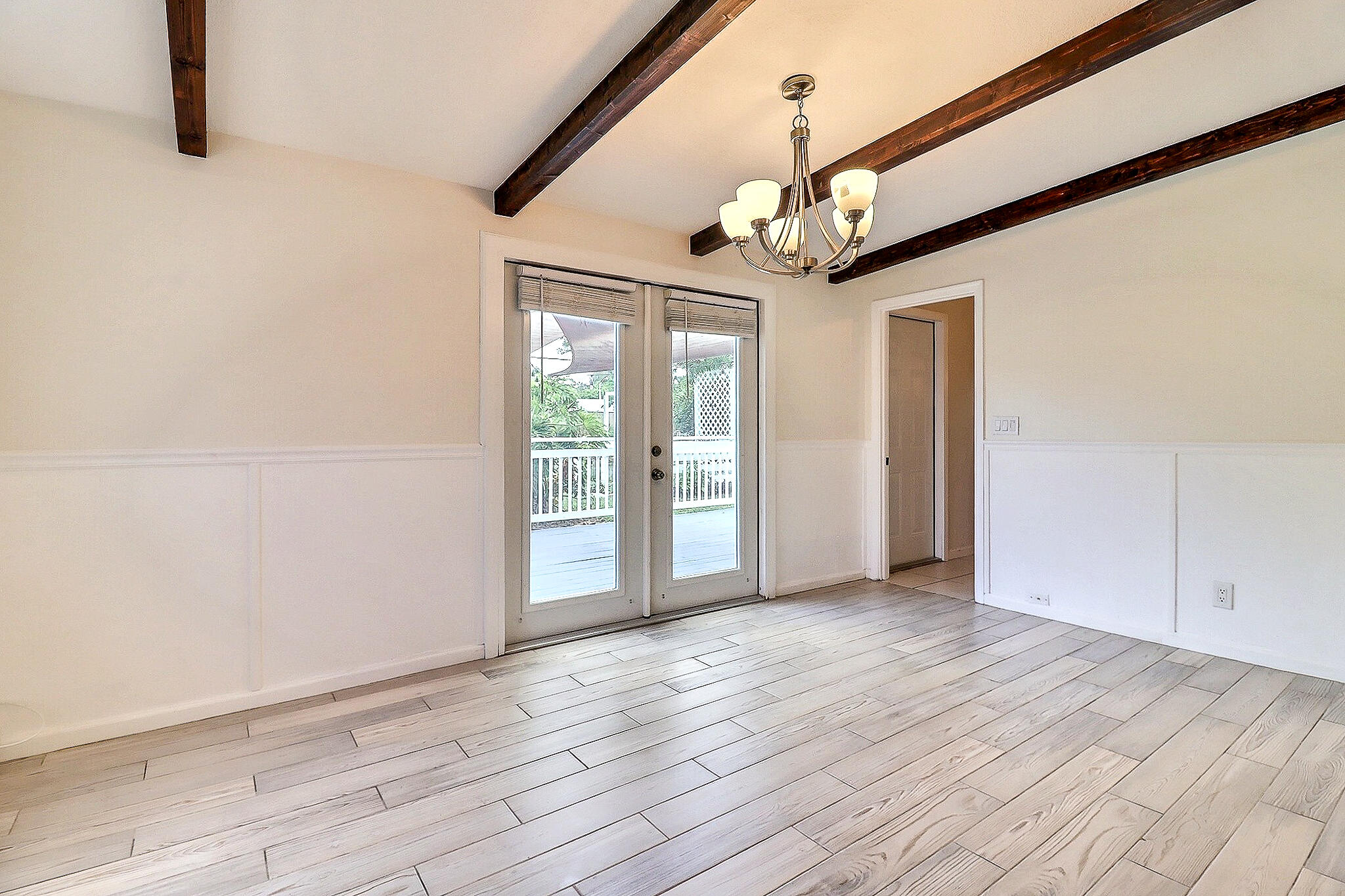 PALM SPRINGS VILLAGE 2 - Residential