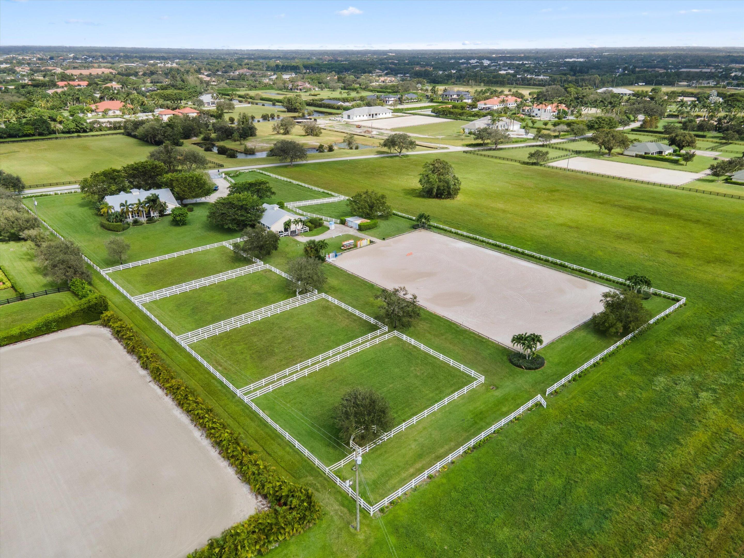 PALM BEACH POINT - Residential
