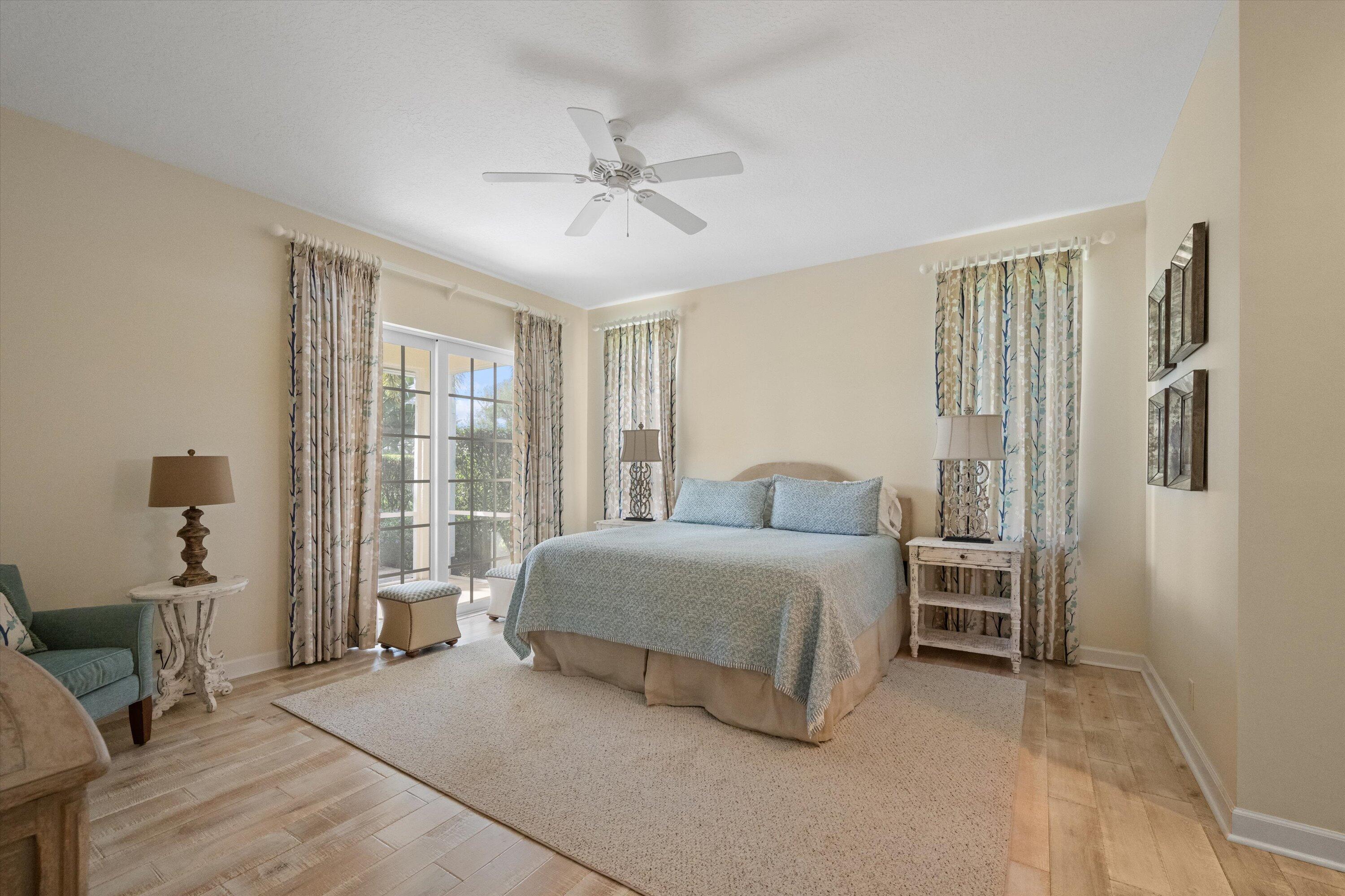 PALM BEACH POINT - Residential