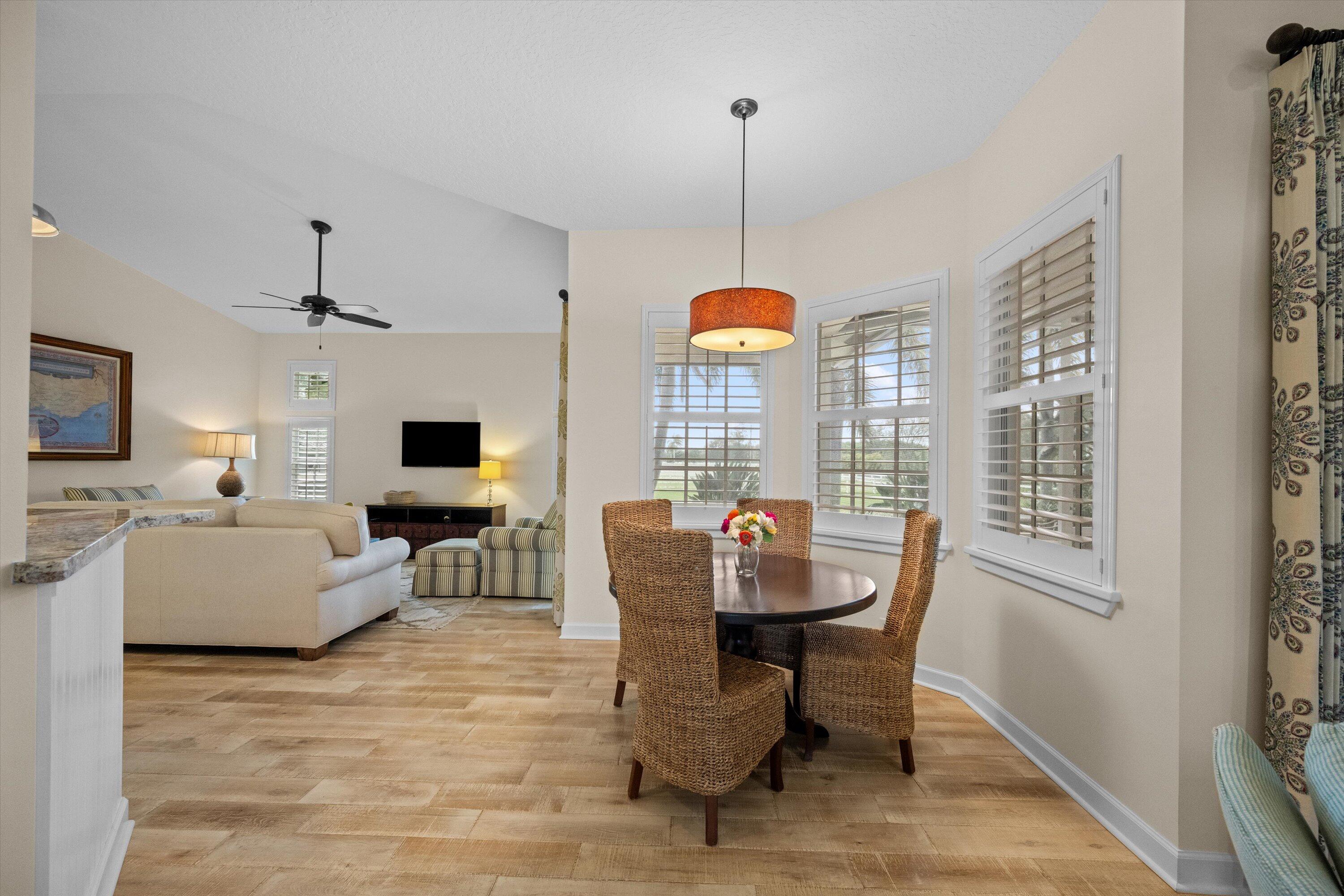 PALM BEACH POINT - Residential