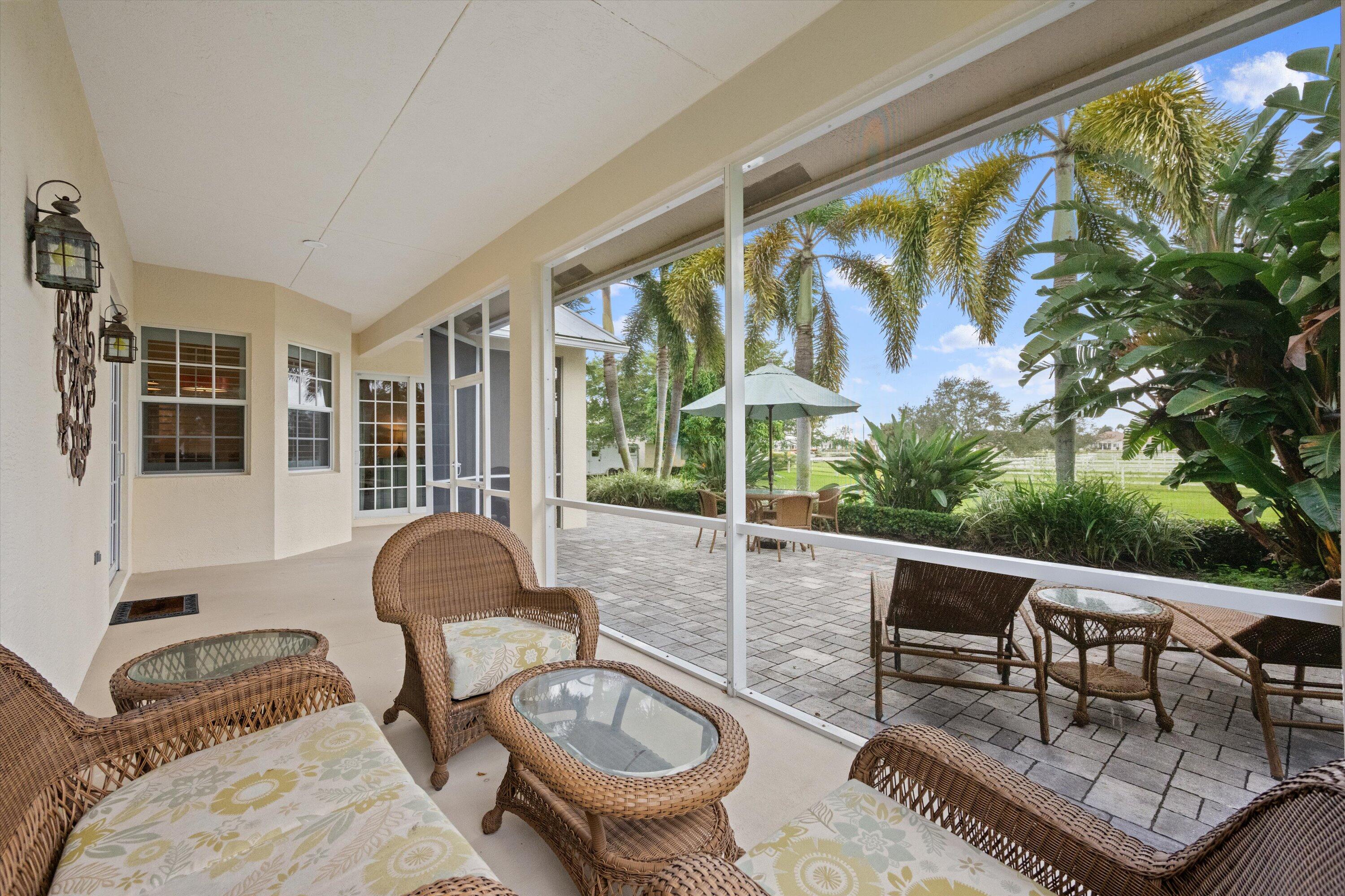 PALM BEACH POINT - Residential