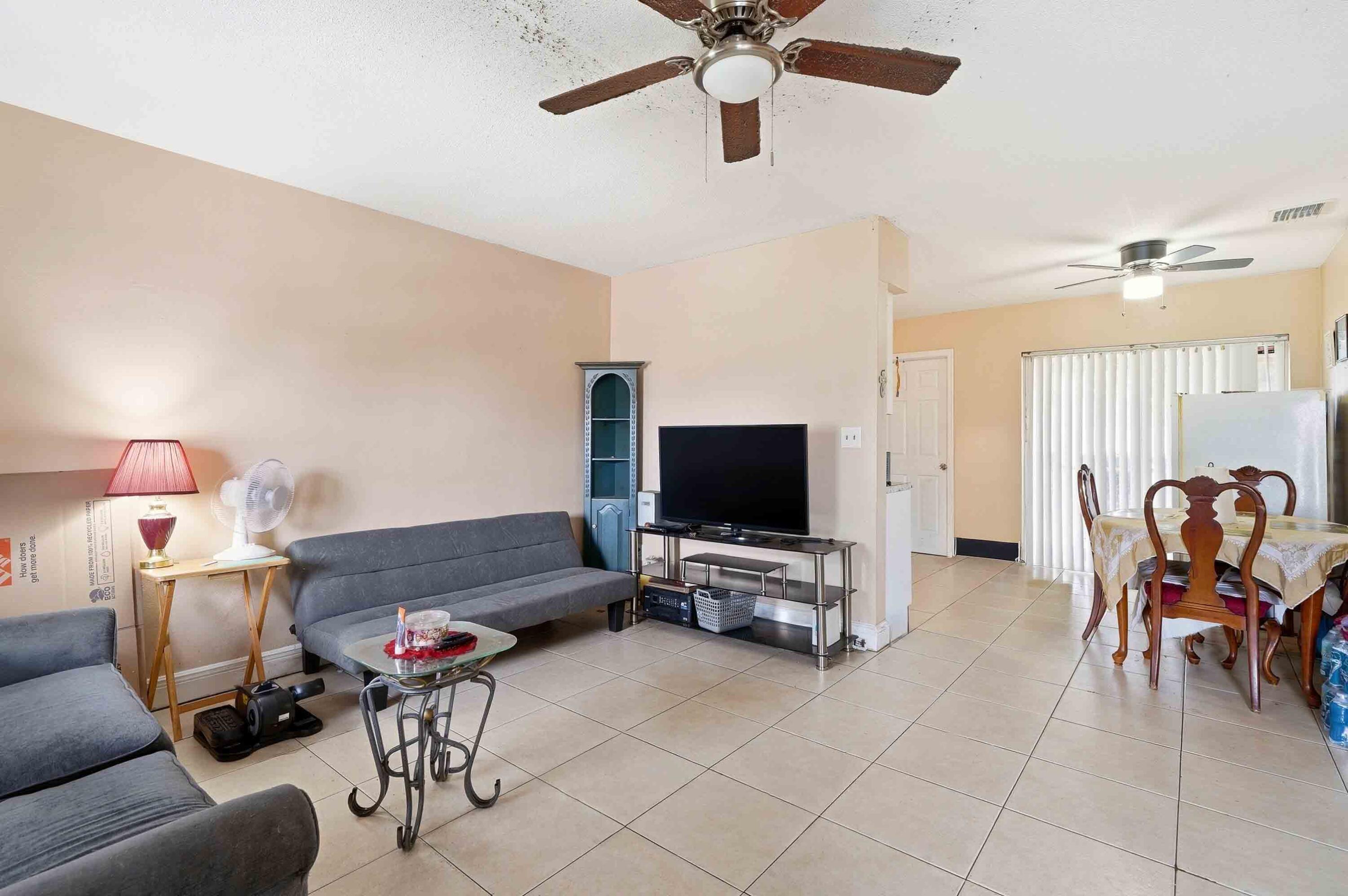 SPRINGBANK PARK SEC 2 - Residential