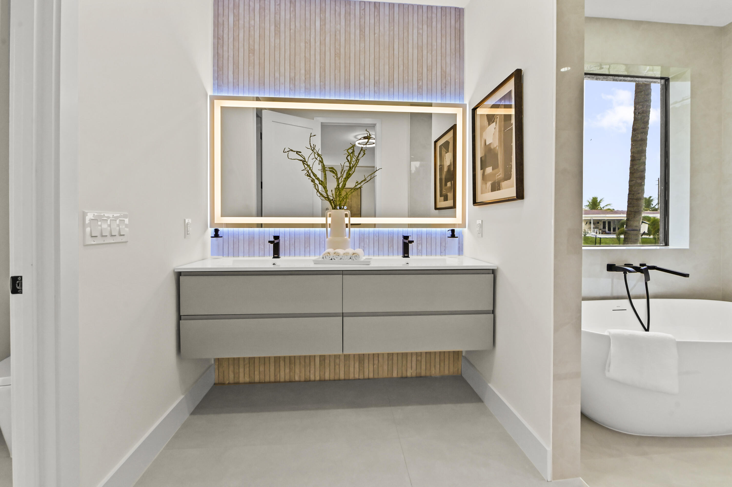 COCONUT CREEK 11TH SEC - Residential