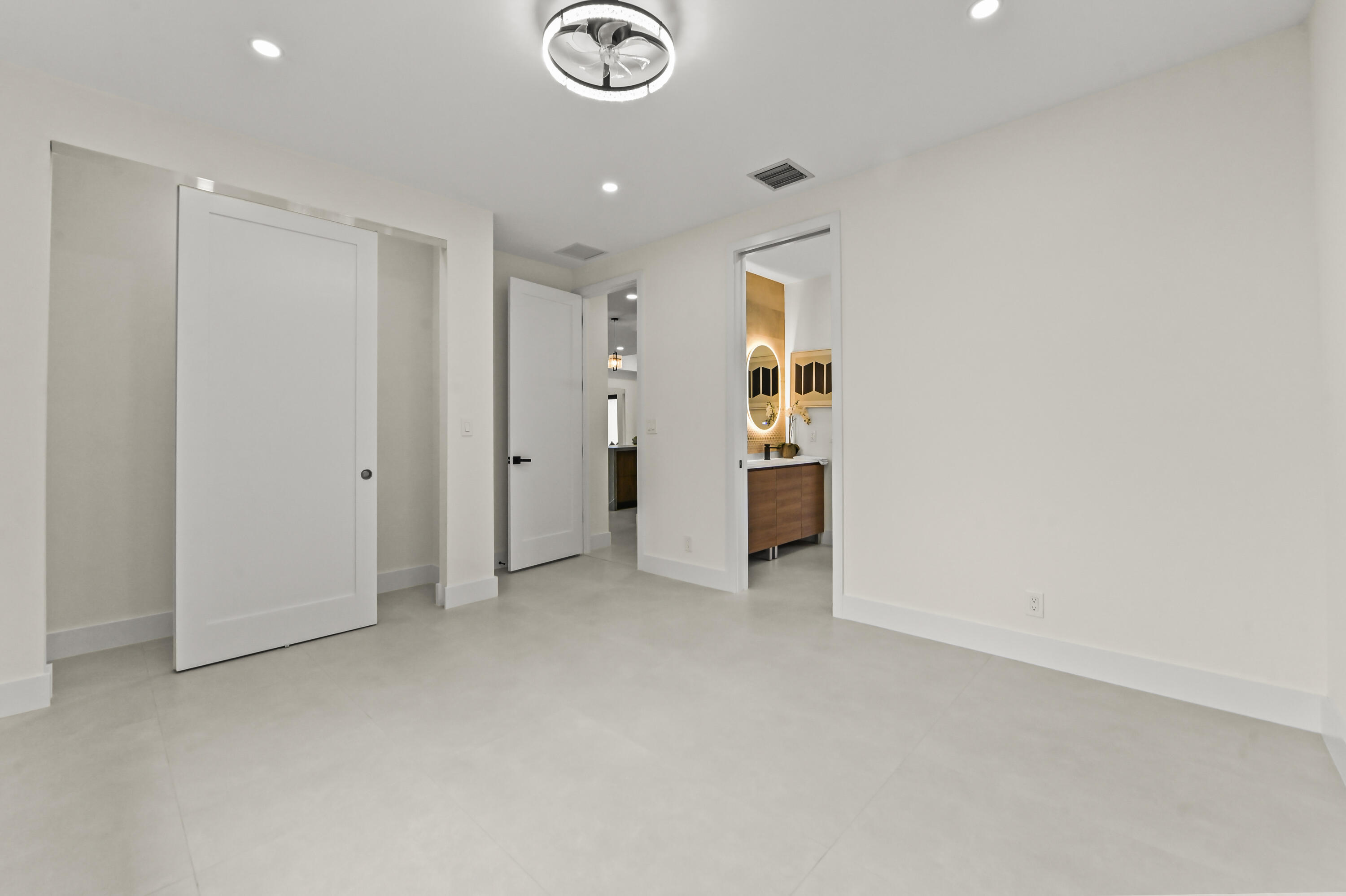 COCONUT CREEK 11TH SEC - Residential