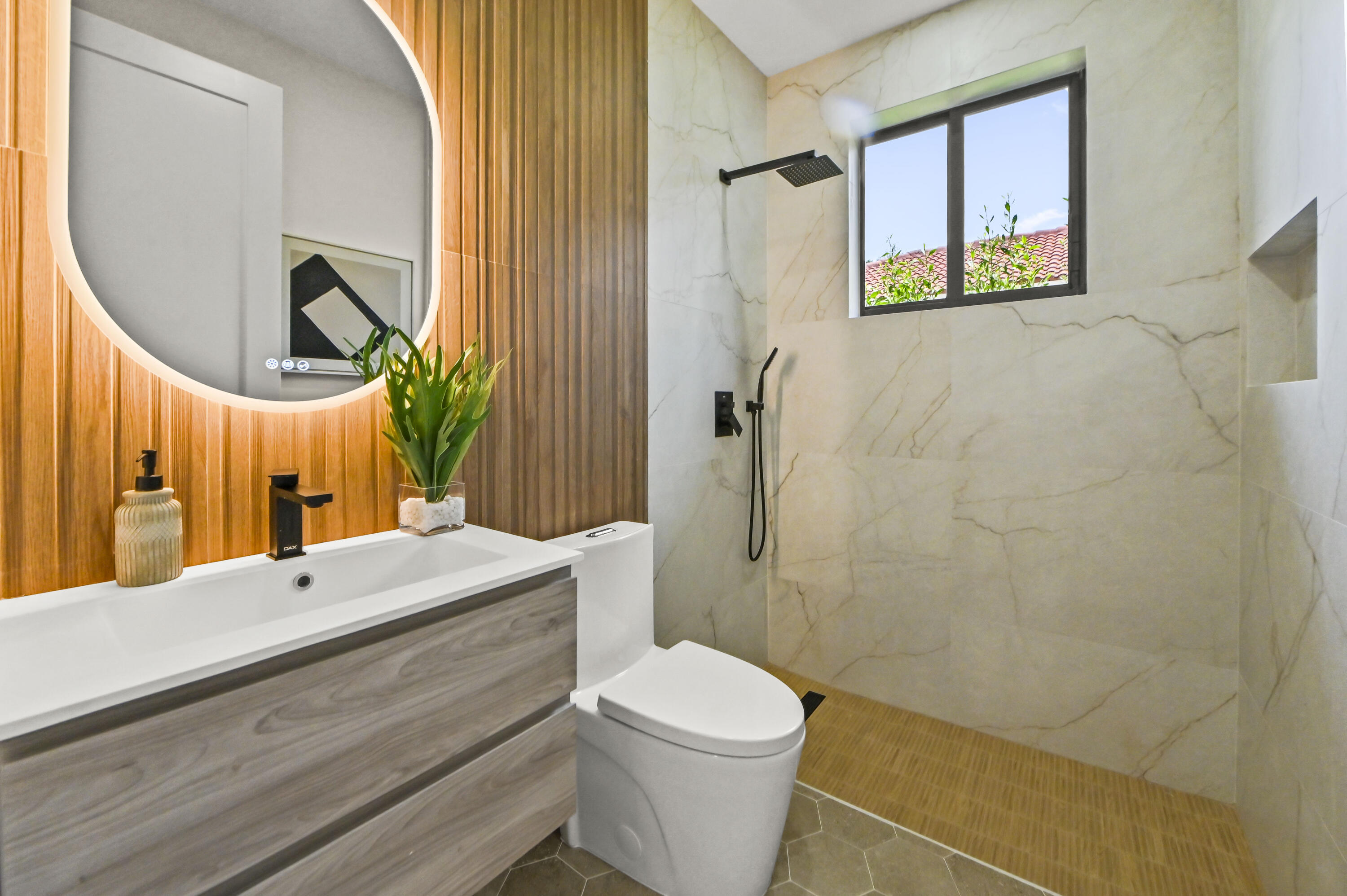 COCONUT CREEK 11TH SEC - Residential