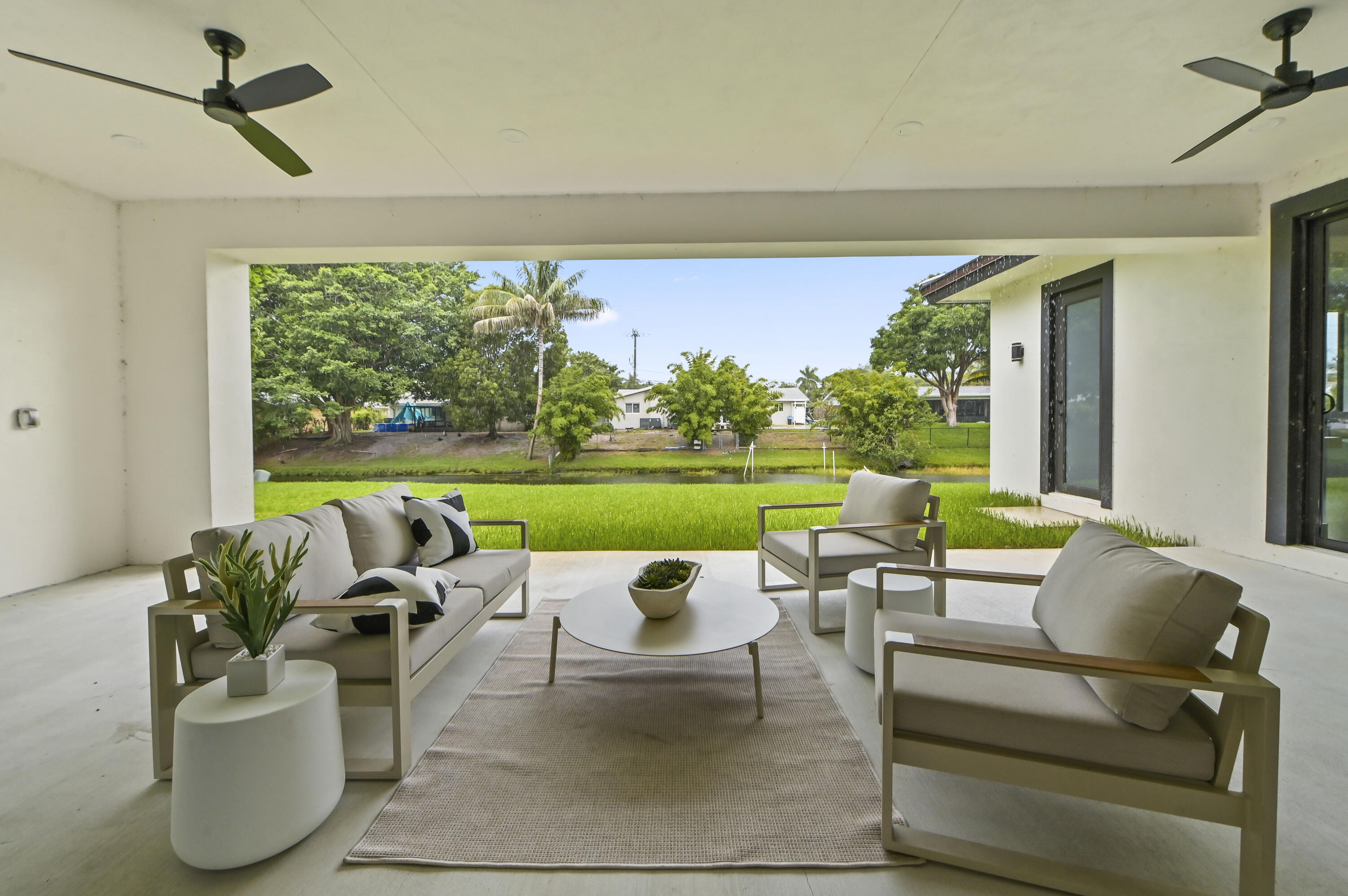COCONUT CREEK 11TH SEC - Residential