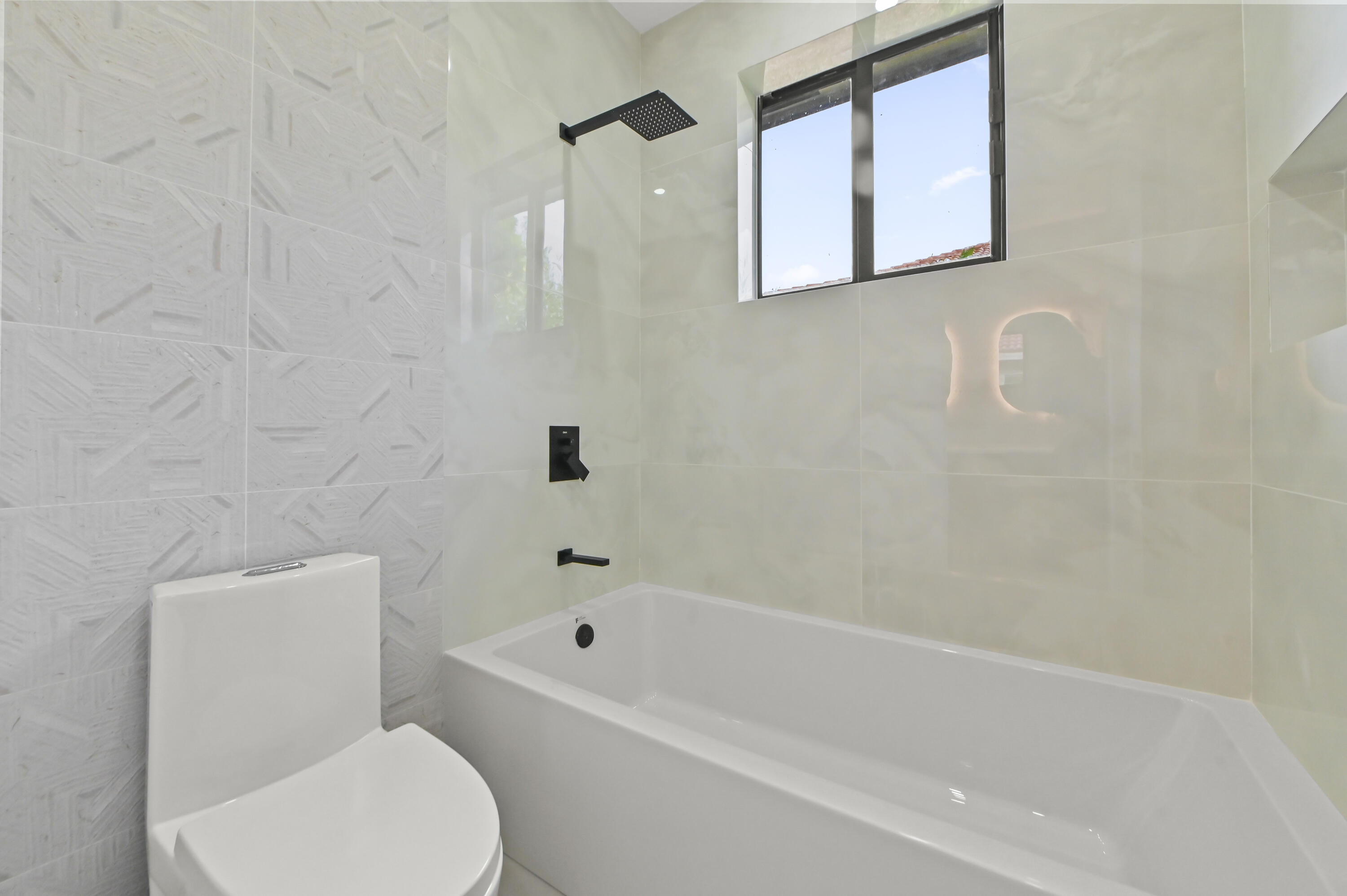 COCONUT CREEK 11TH SEC - Residential