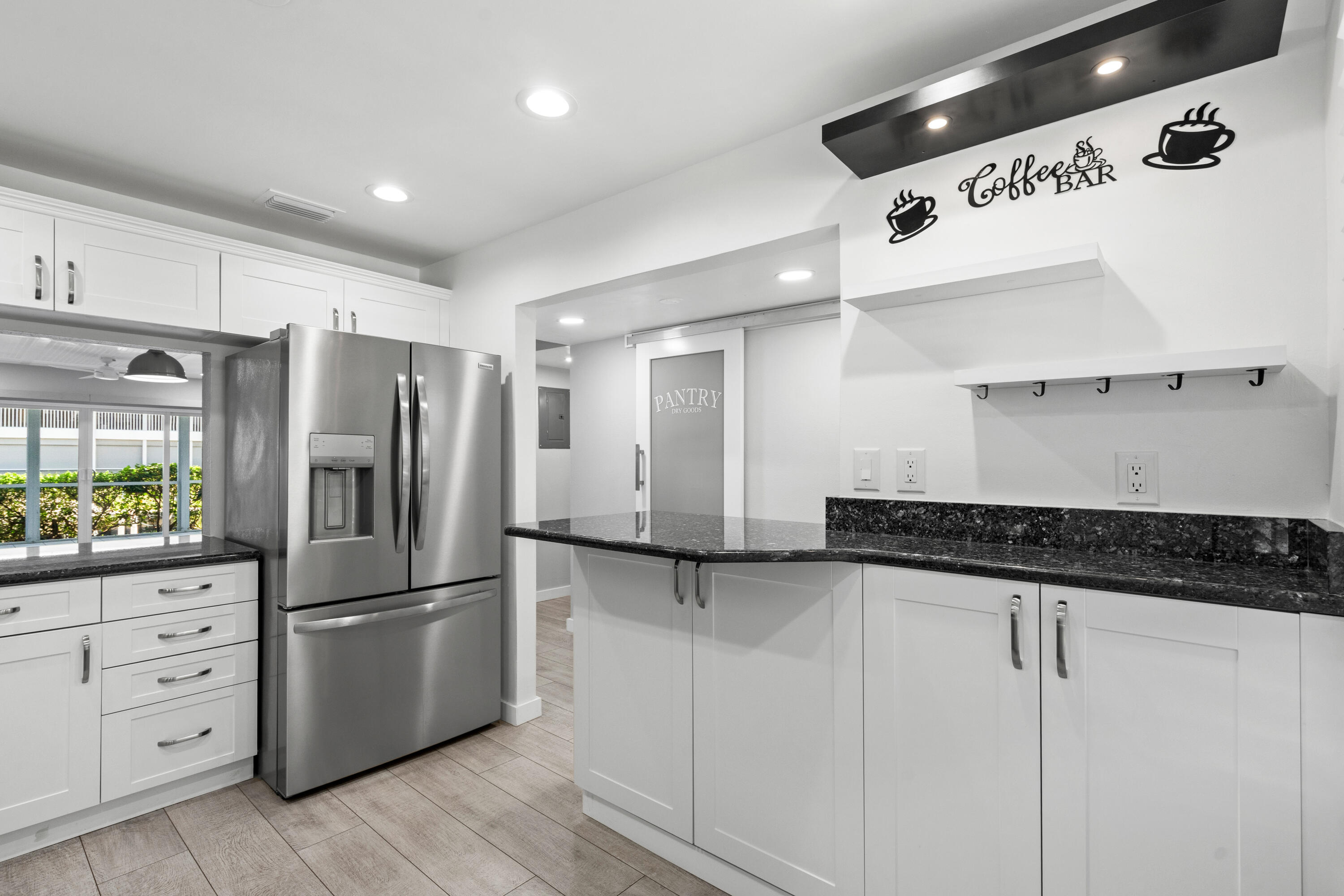 THE WINDJAMMER CONDO APARTMENTS - Residential