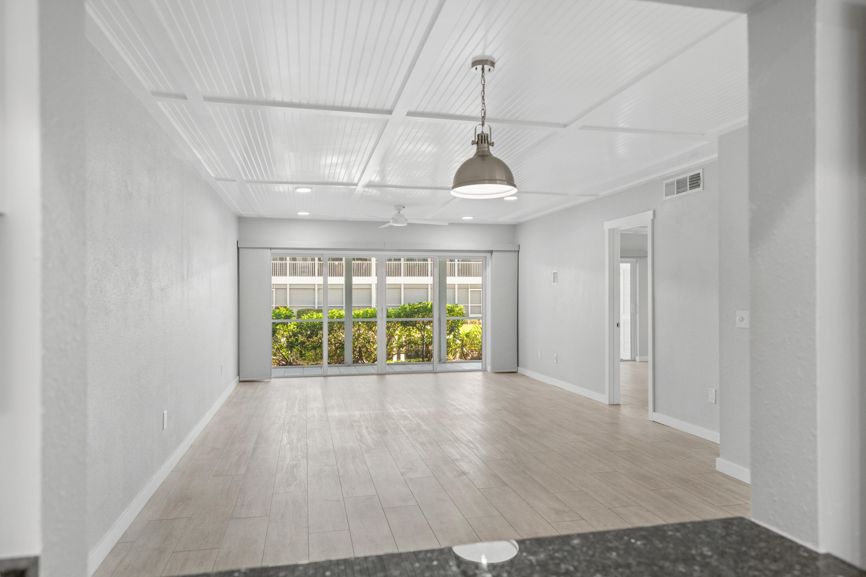 THE WINDJAMMER CONDO APARTMENTS - Residential