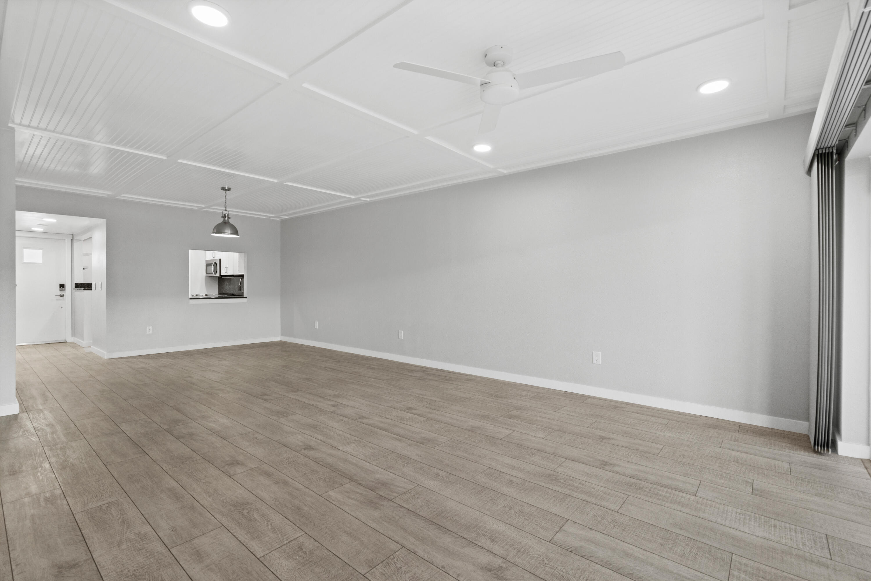 THE WINDJAMMER CONDO APARTMENTS - Residential