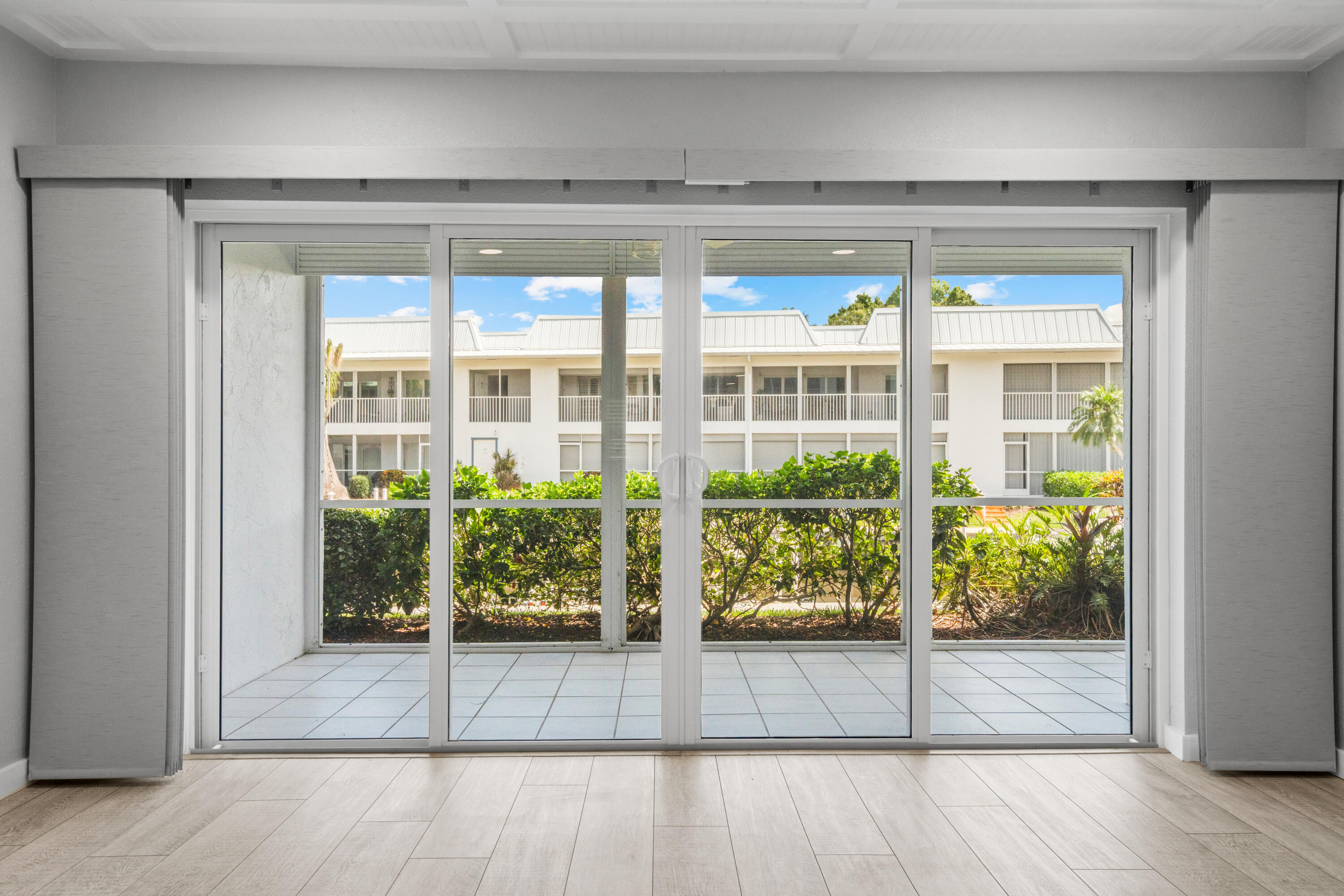 THE WINDJAMMER CONDO APARTMENTS - Residential