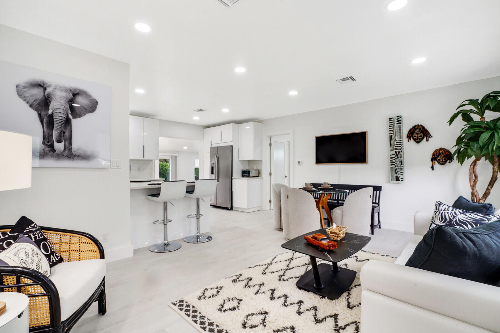 HOMEWOOD 3RD ADD - Residential Lease