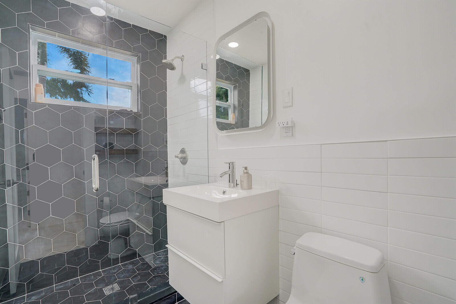 HOMEWOOD 3RD ADD - Residential Lease