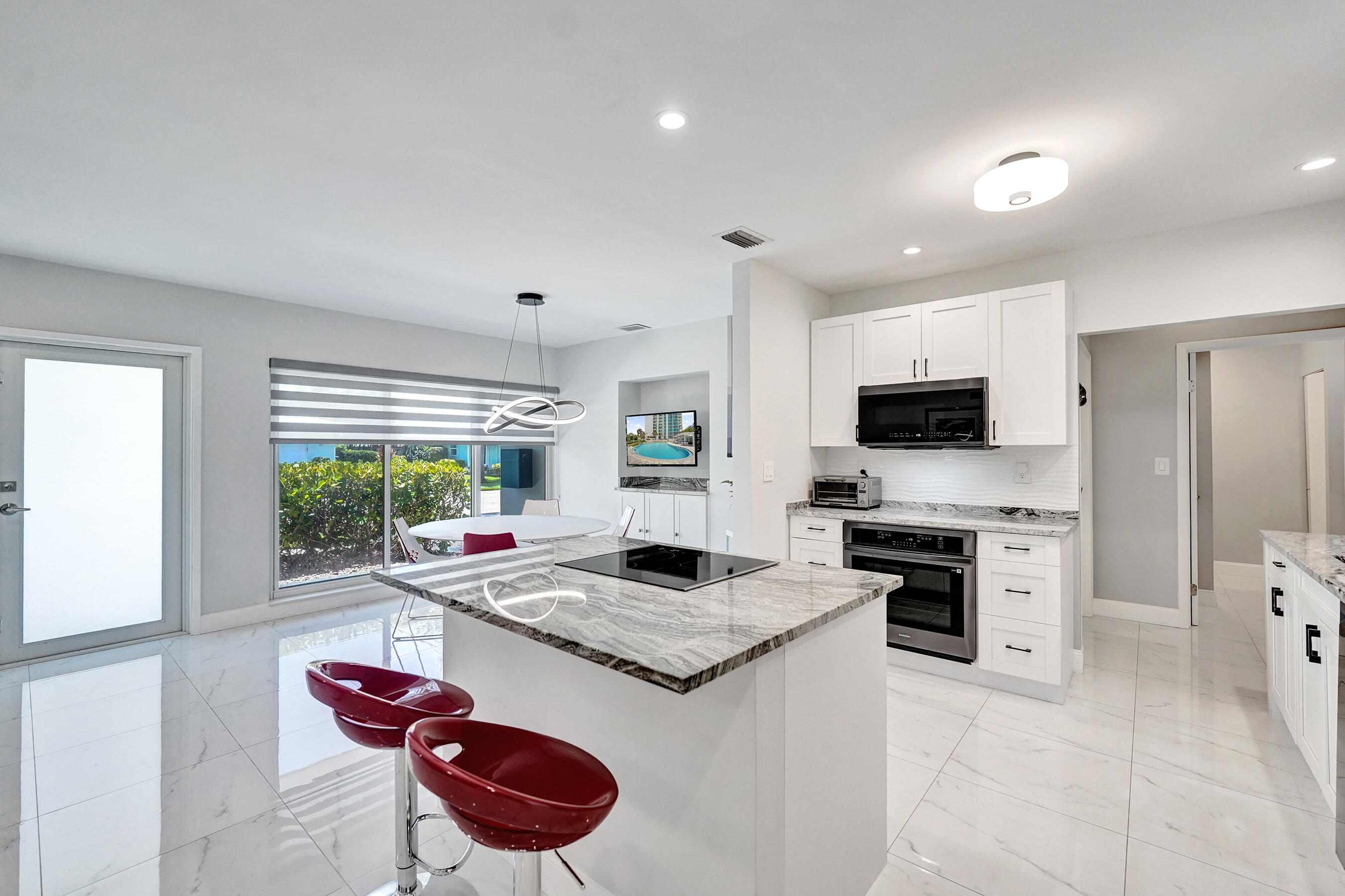 PALM CLUB CO-OP - Residential