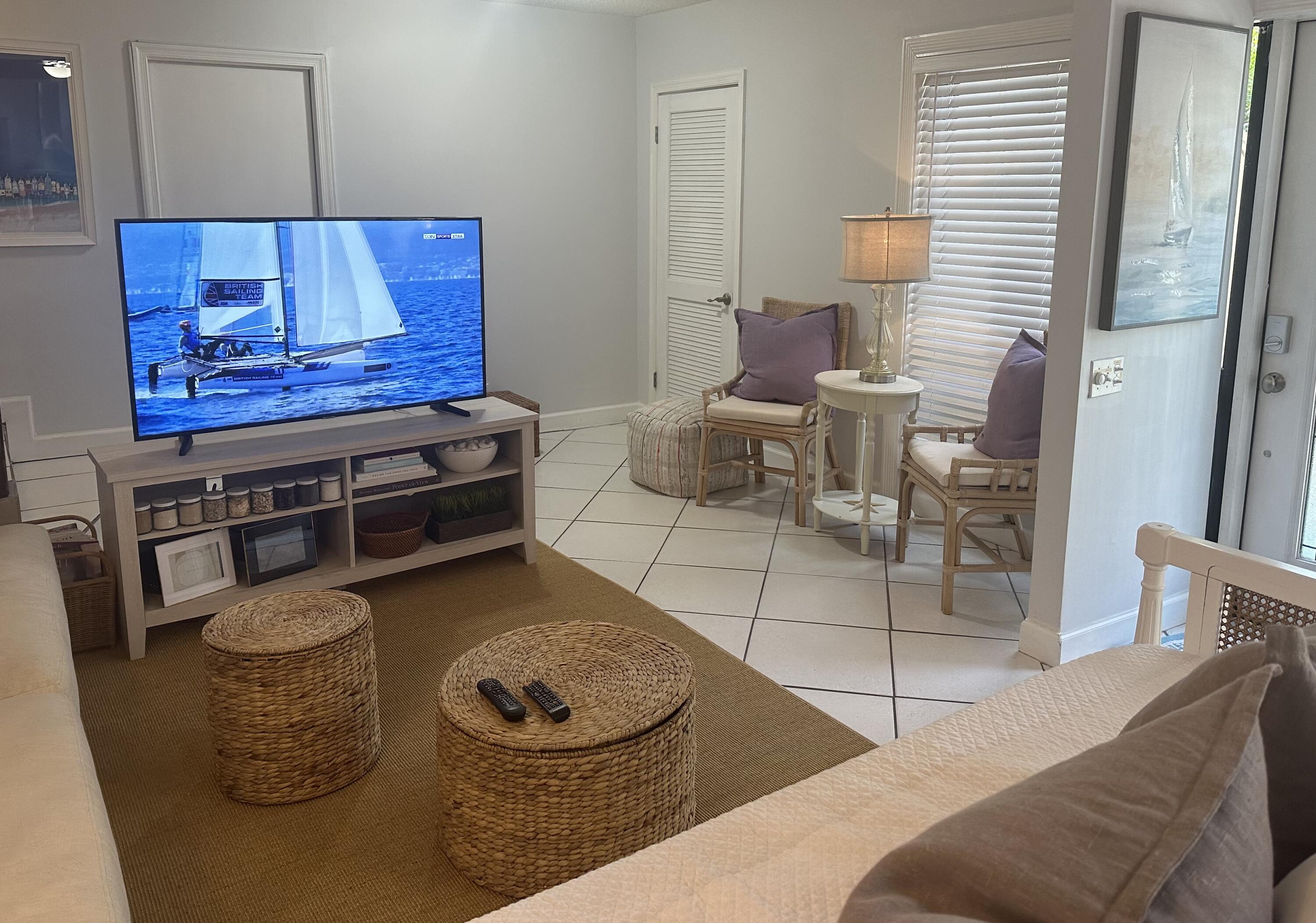 SEA LOFTERS CONDO - Residential