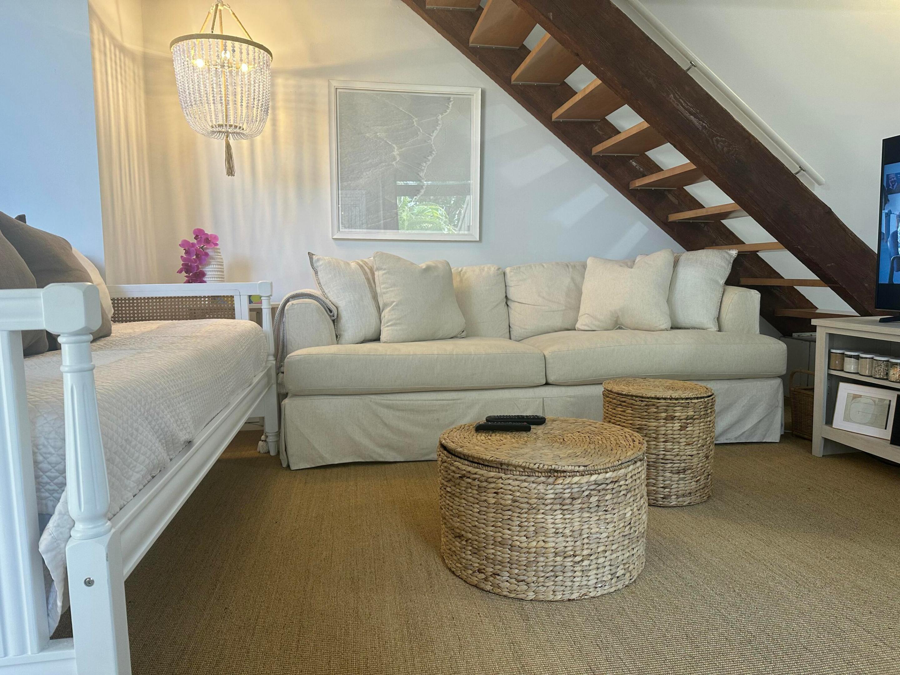 SEA LOFTERS CONDO - Residential