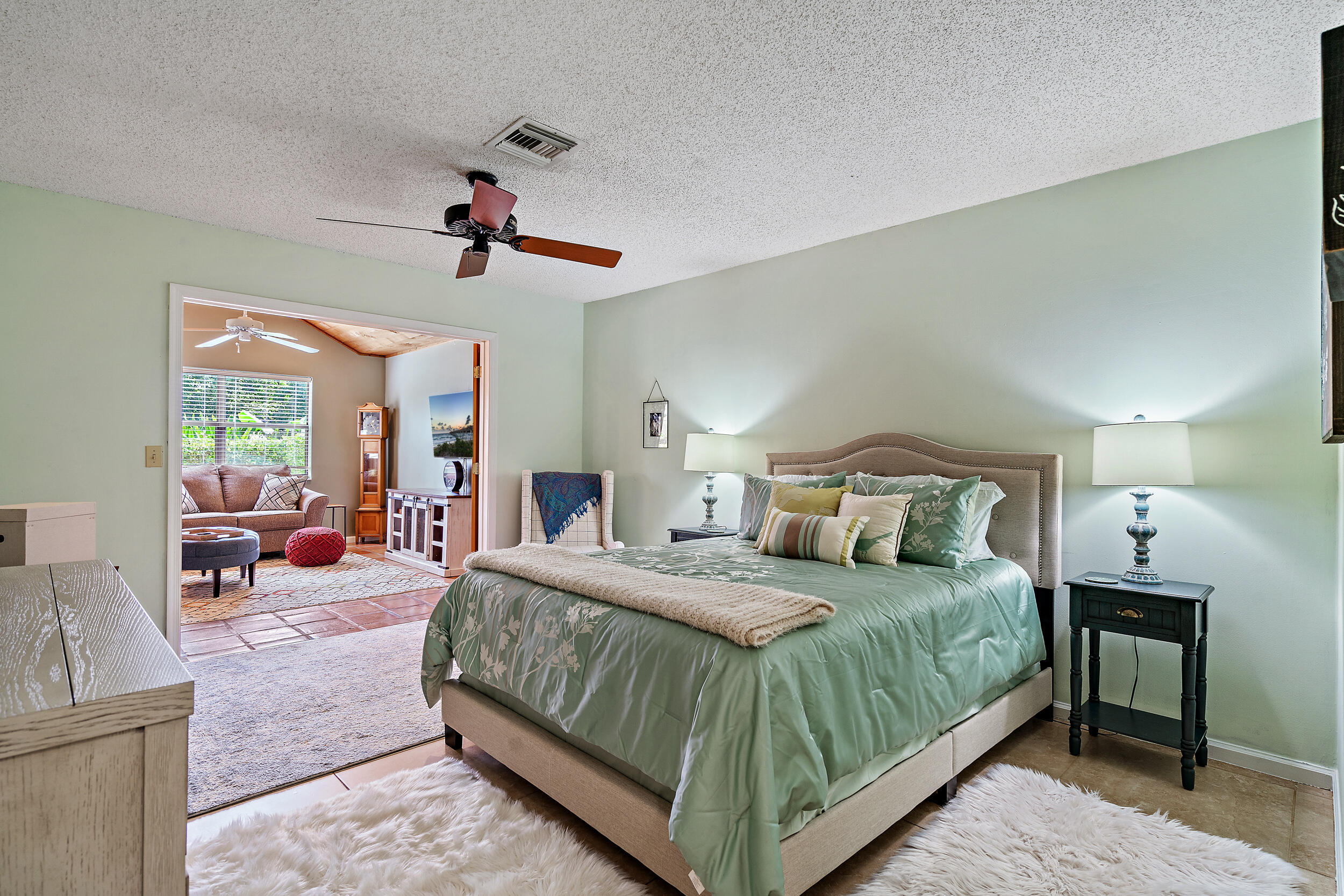 TREE TOPS OF WELLINGTON - Residential Lease