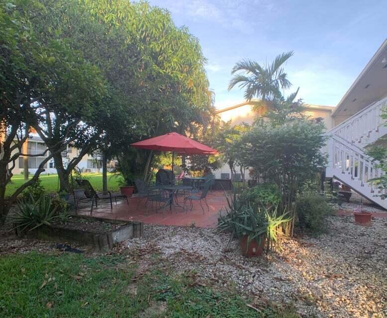 CENTURY VILLAGE - Residential Lease