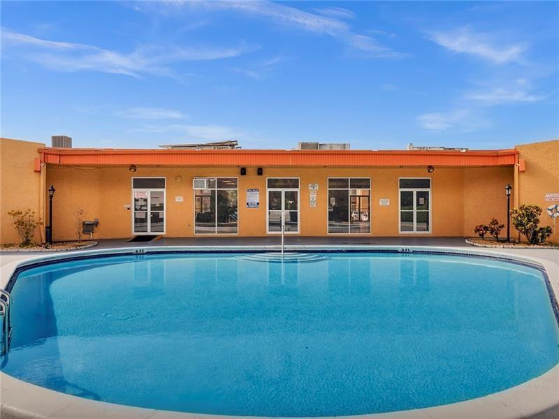 HERITAGE CIRCLE CONDO - Residential Lease