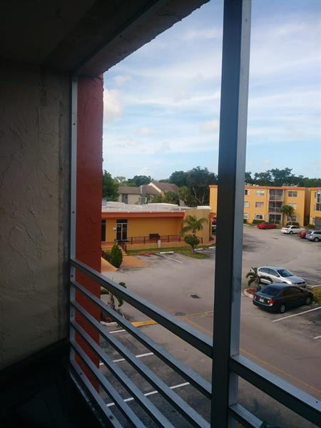 HERITAGE CIRCLE CONDO - Residential Lease